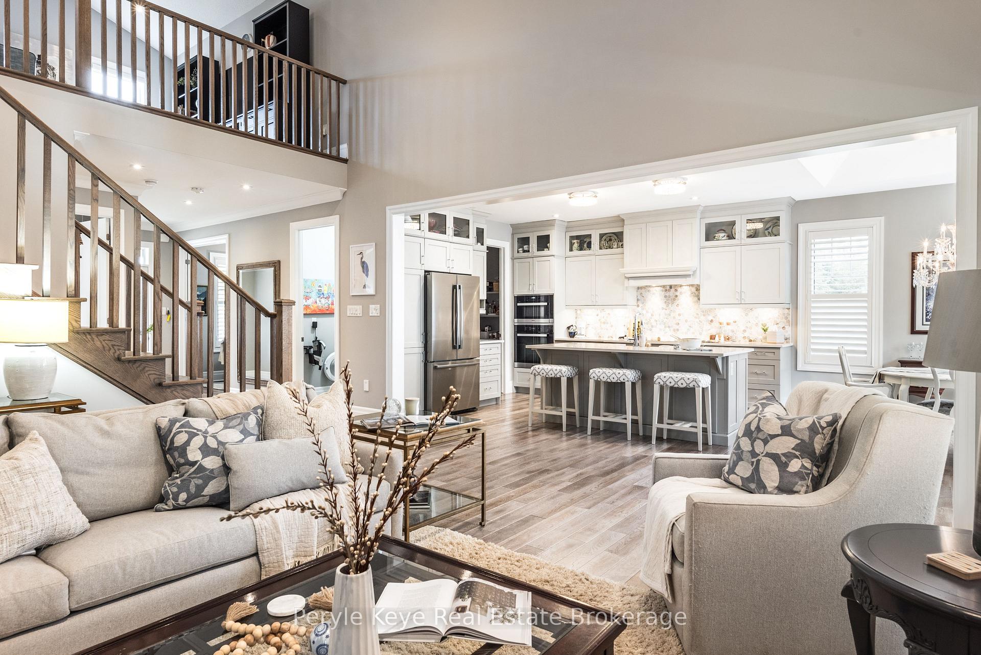 Photo 25 of 33 Hunter Place, Bracebridge, Macaulay — HOMEH