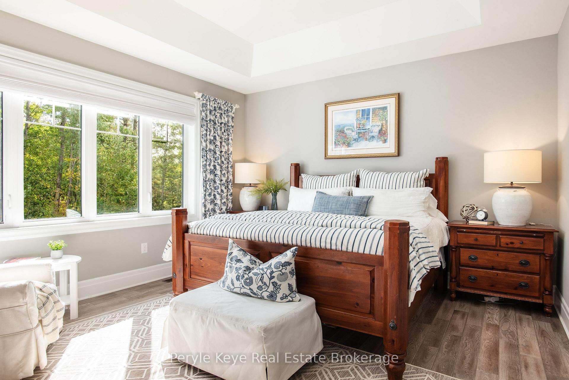 Photo 30 of 33 Hunter Place, Bracebridge, Macaulay — HOMEH