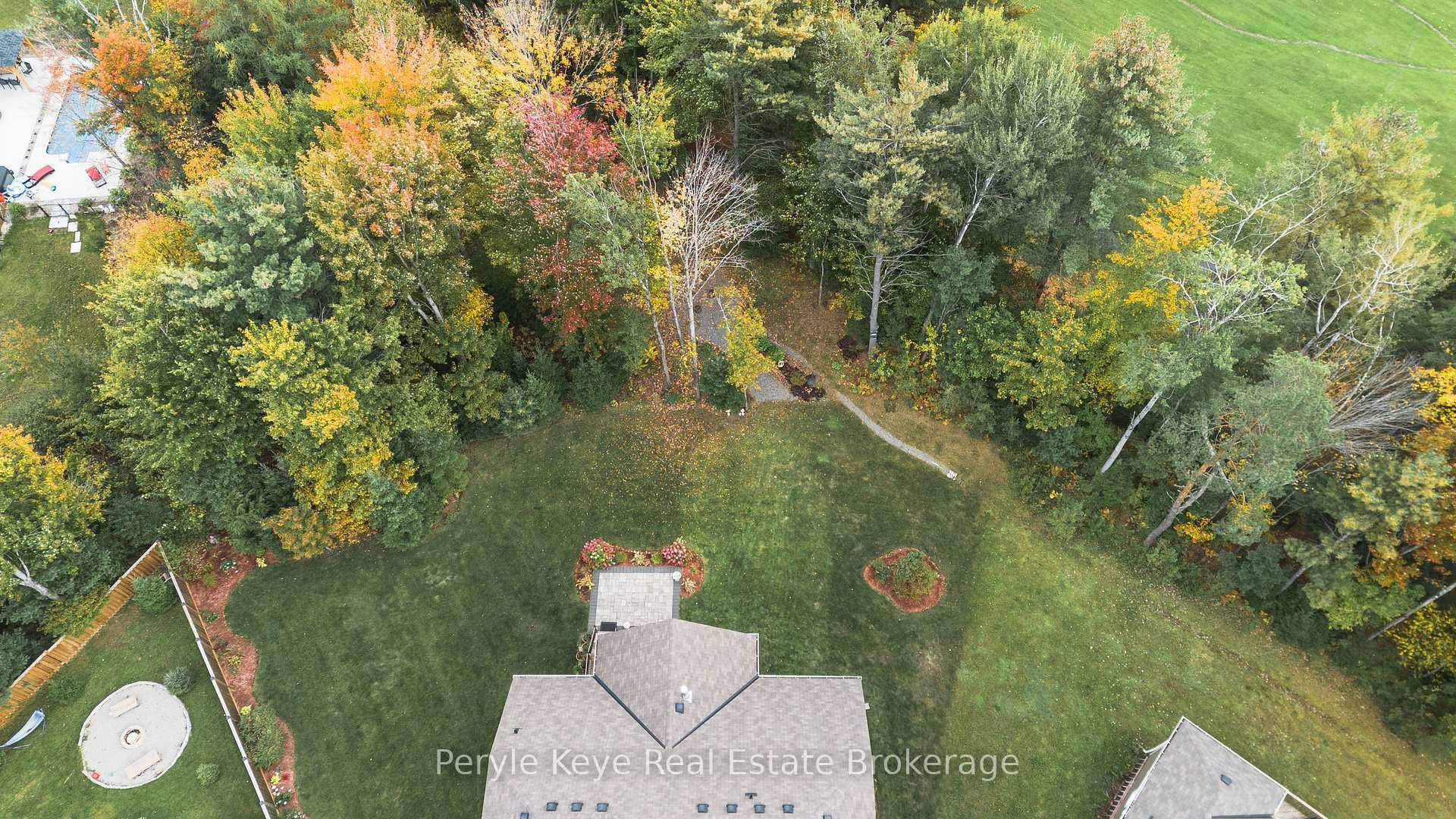 Photo 43 of 33 Hunter Place, Bracebridge, Macaulay — HOMEH
