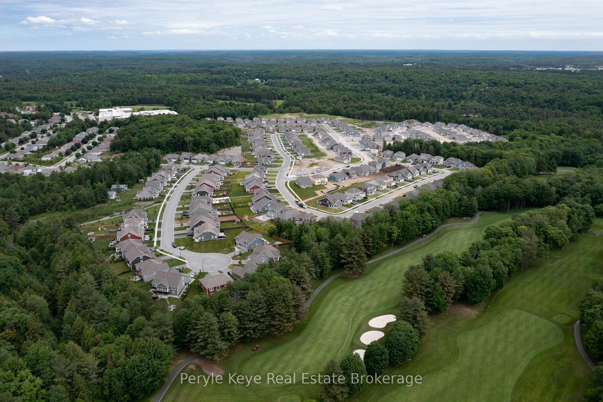 Photo 47 of 33 Hunter Place, Bracebridge, Macaulay — HOMEH