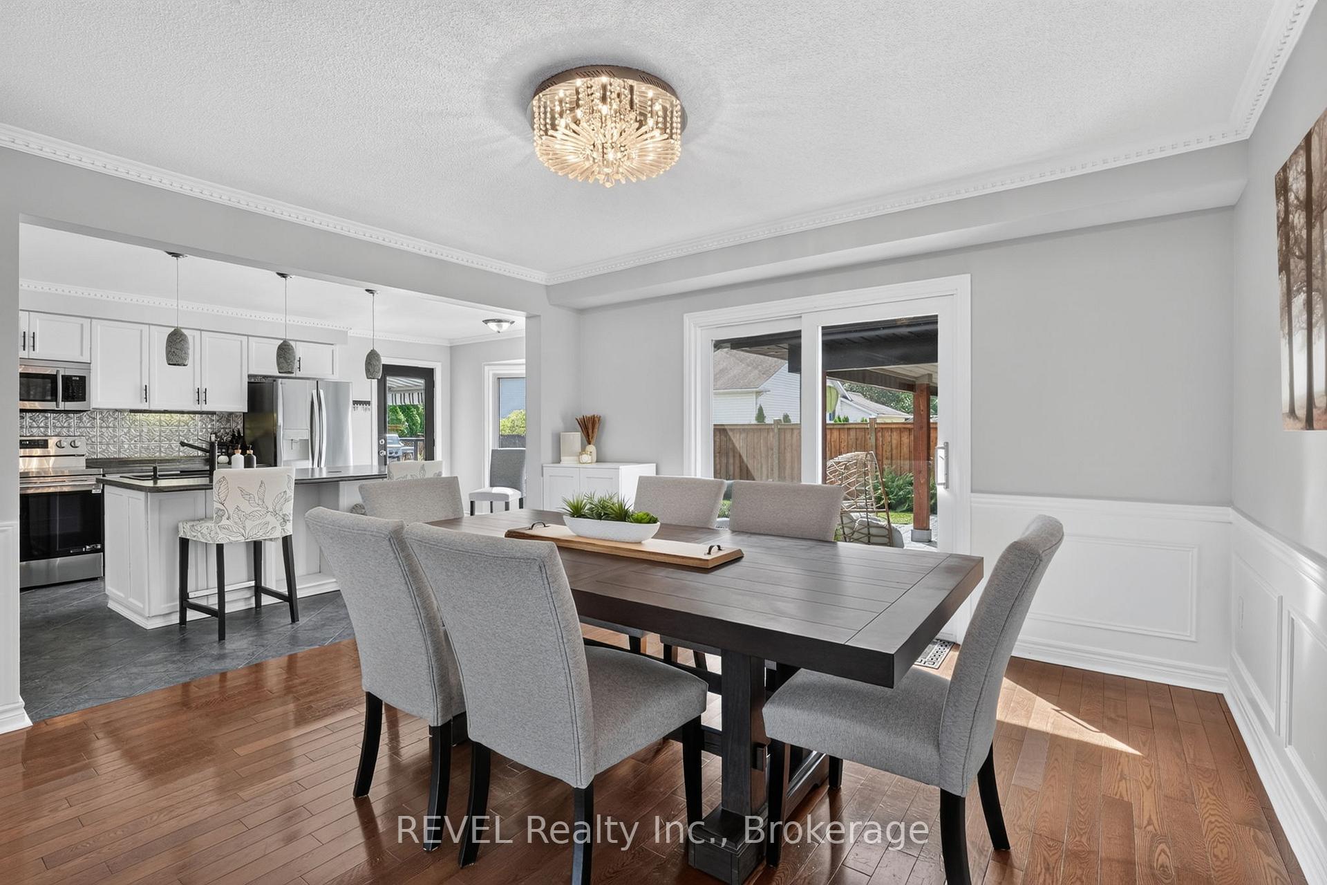 Photo 10 of 10 Meadowbrook Lane, Pelham, Fonthill — HOMEH