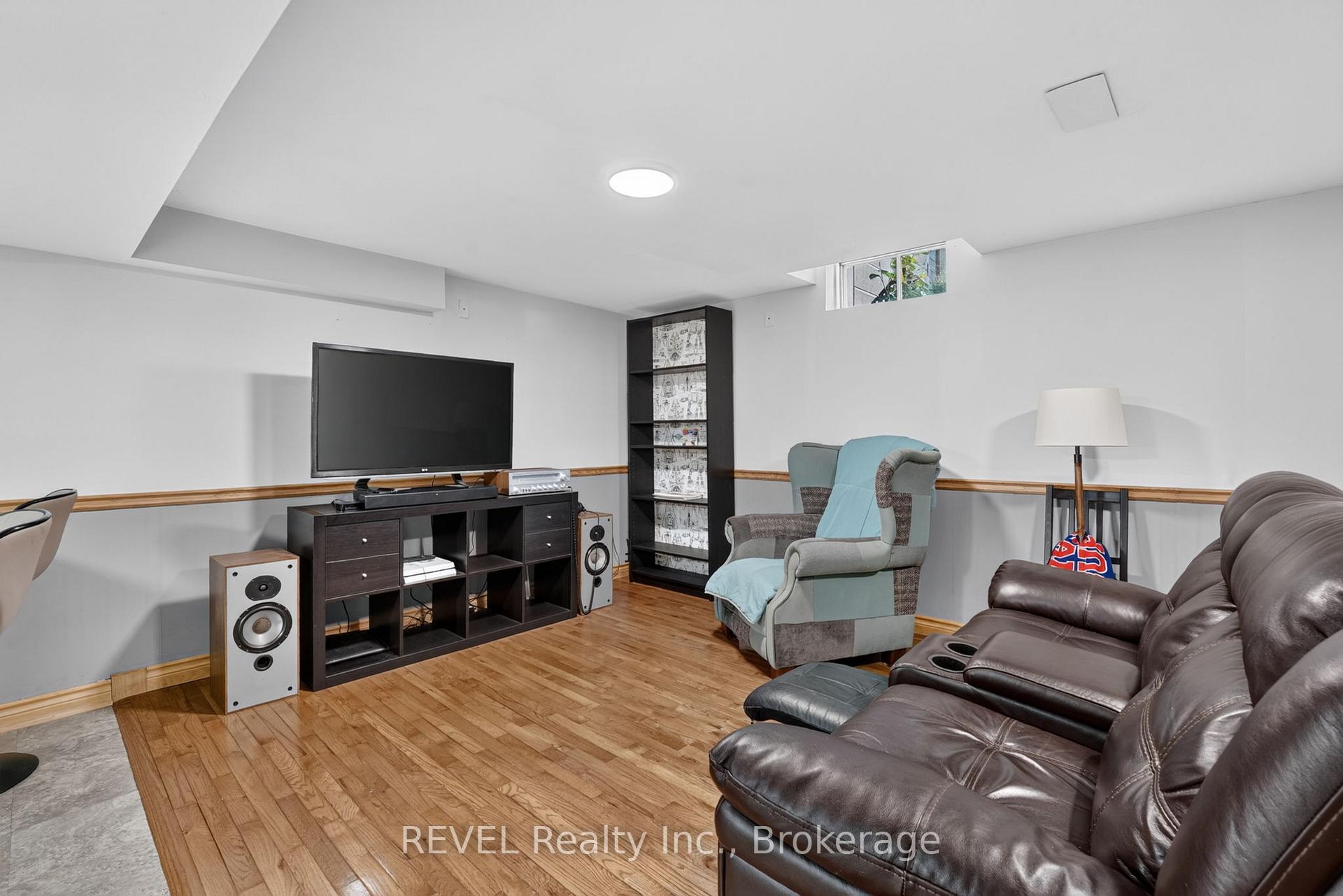 Photo 40 of 10 Meadowbrook Lane, Pelham, Fonthill — HOMEH