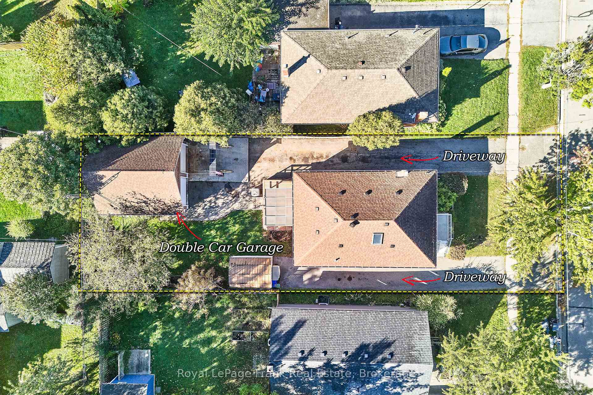 Photo 8 of 435 Woodcrest Avenue, Oshawa, McLaughlin — HOMEH