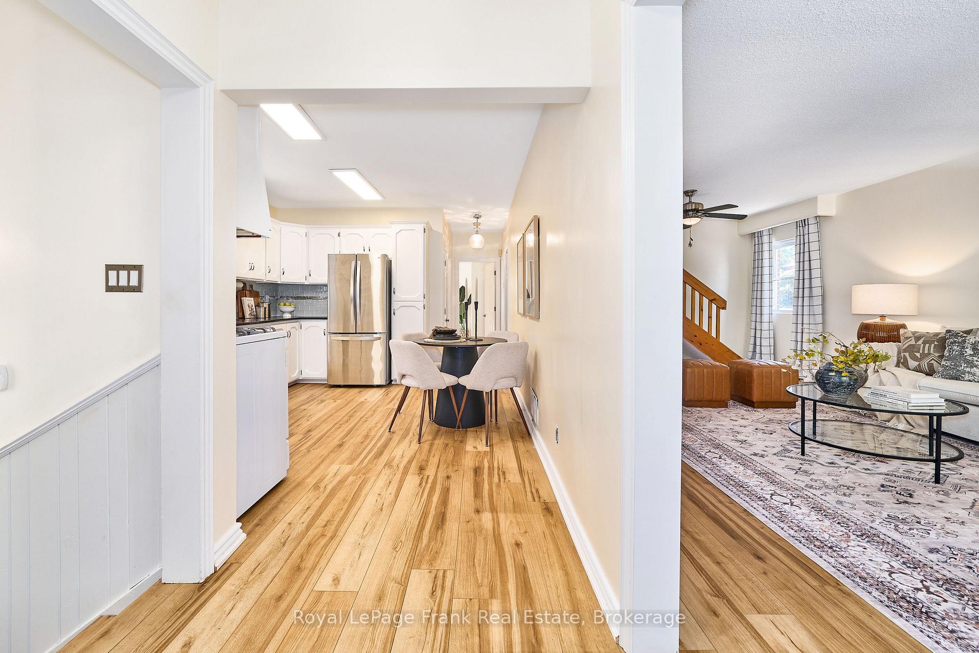 Photo 11 of 435 Woodcrest Avenue, Oshawa, McLaughlin — HOMEH