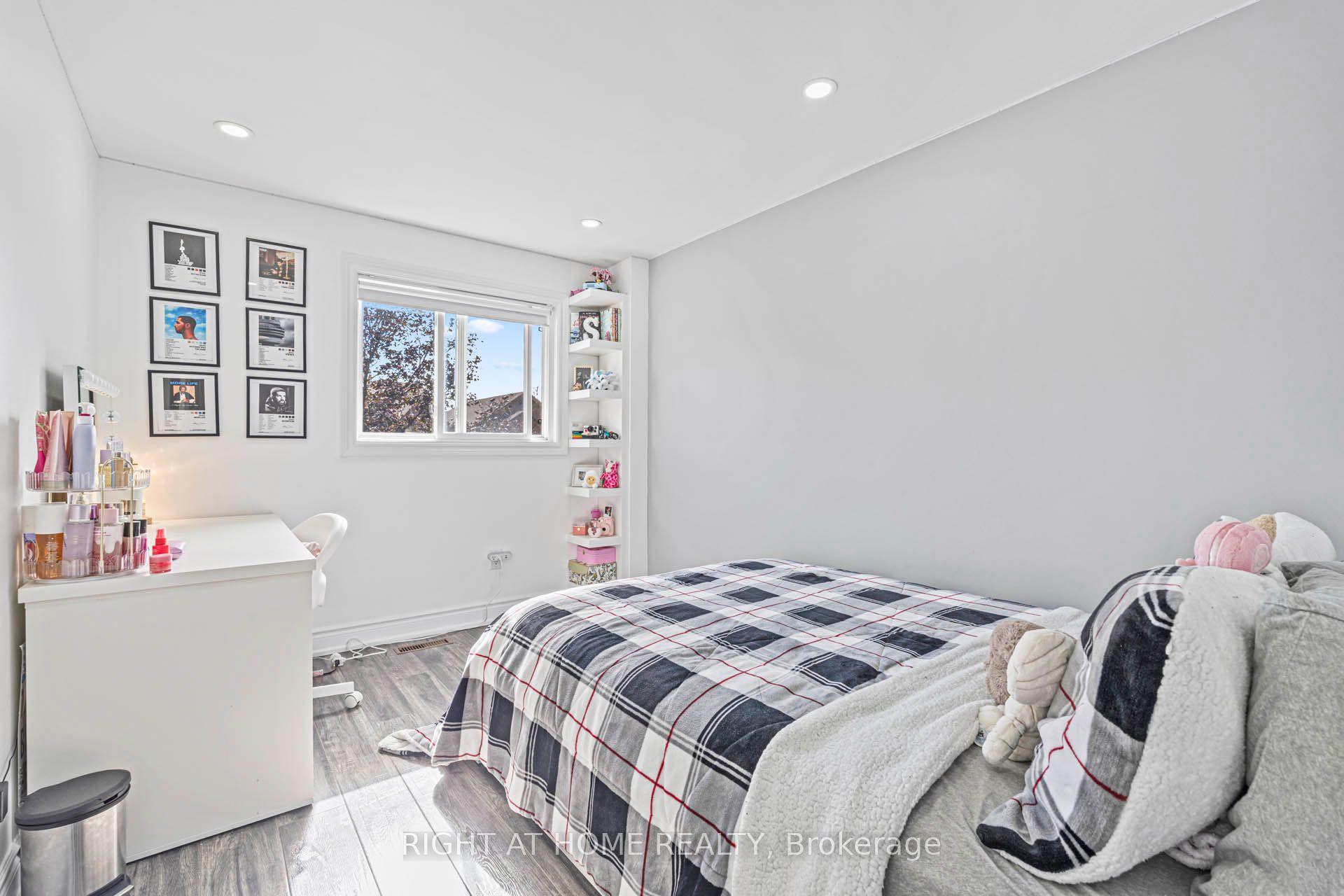 Photo 36 of 36 Burton Road W, Brampton, Brampton West — HOMEH