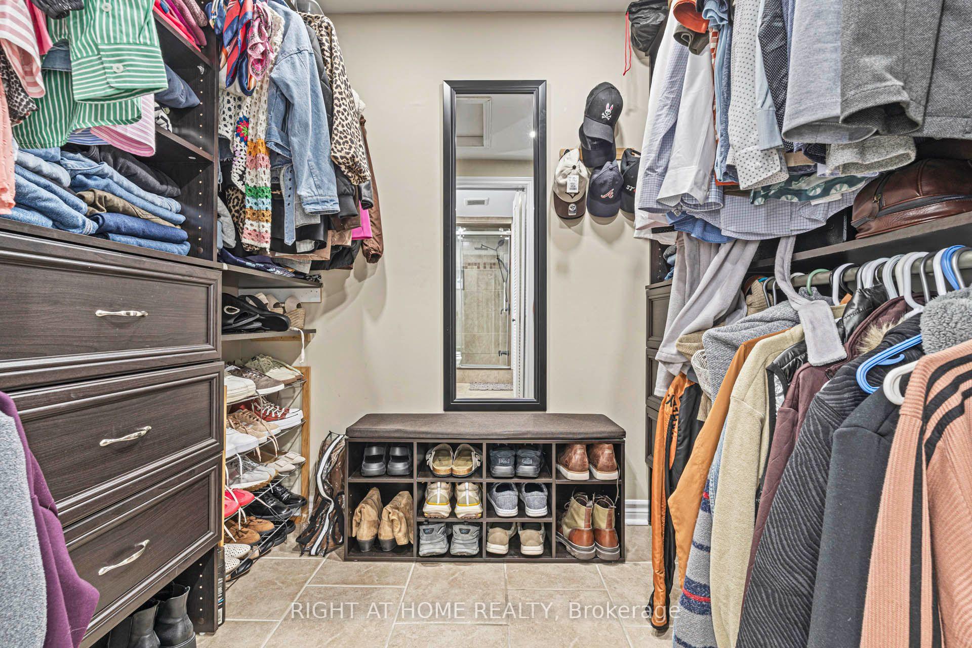 Photo 41 of 36 Burton Road W, Brampton, Brampton West — HOMEH