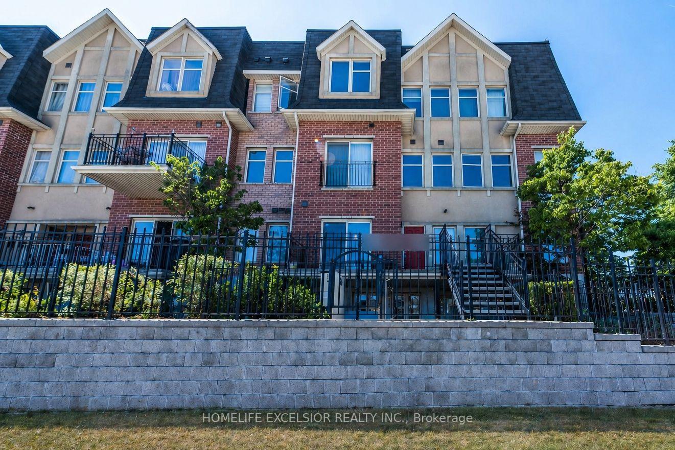 Photo of Unit 226, 1837 Eglinton Avenue E