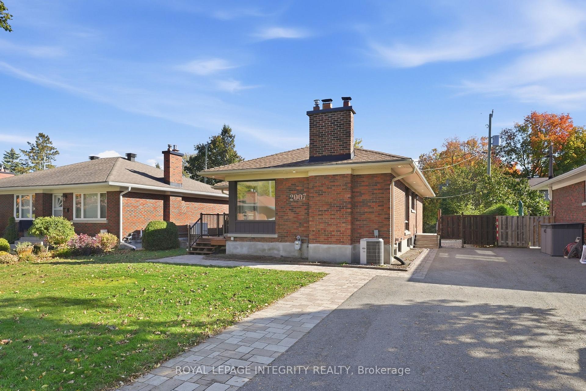 Photo 3 of 2007 Dorval Avenue, Ottawa, Elmvale Acres — HOMEH