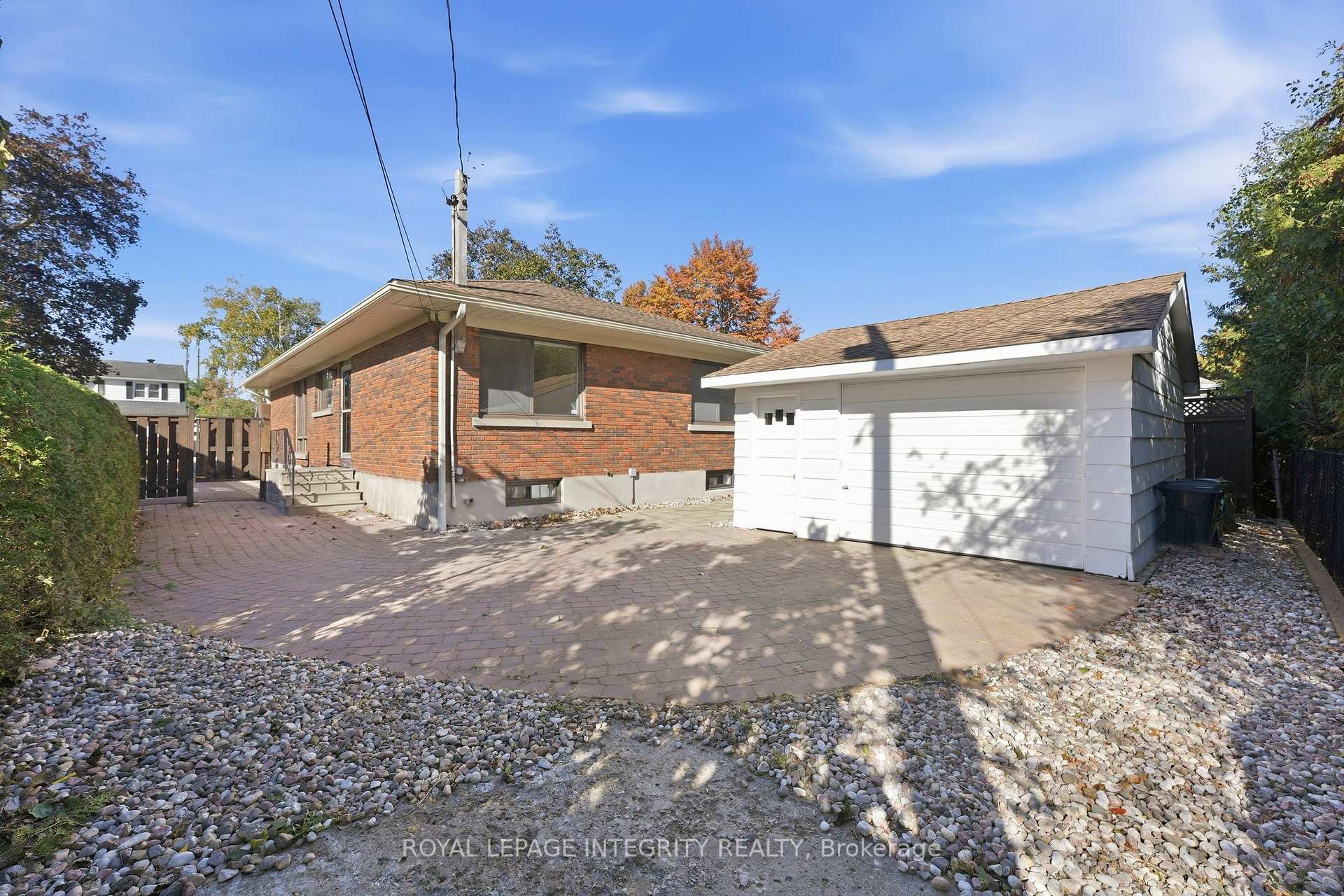 Photo 34 of 2007 Dorval Avenue, Ottawa, Elmvale Acres — HOMEH