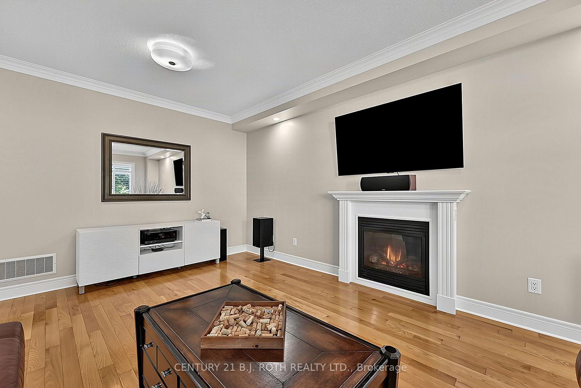 Photo 9 of 81 Royal Park Boulevard, Barrie, Bayshore — HOMEH