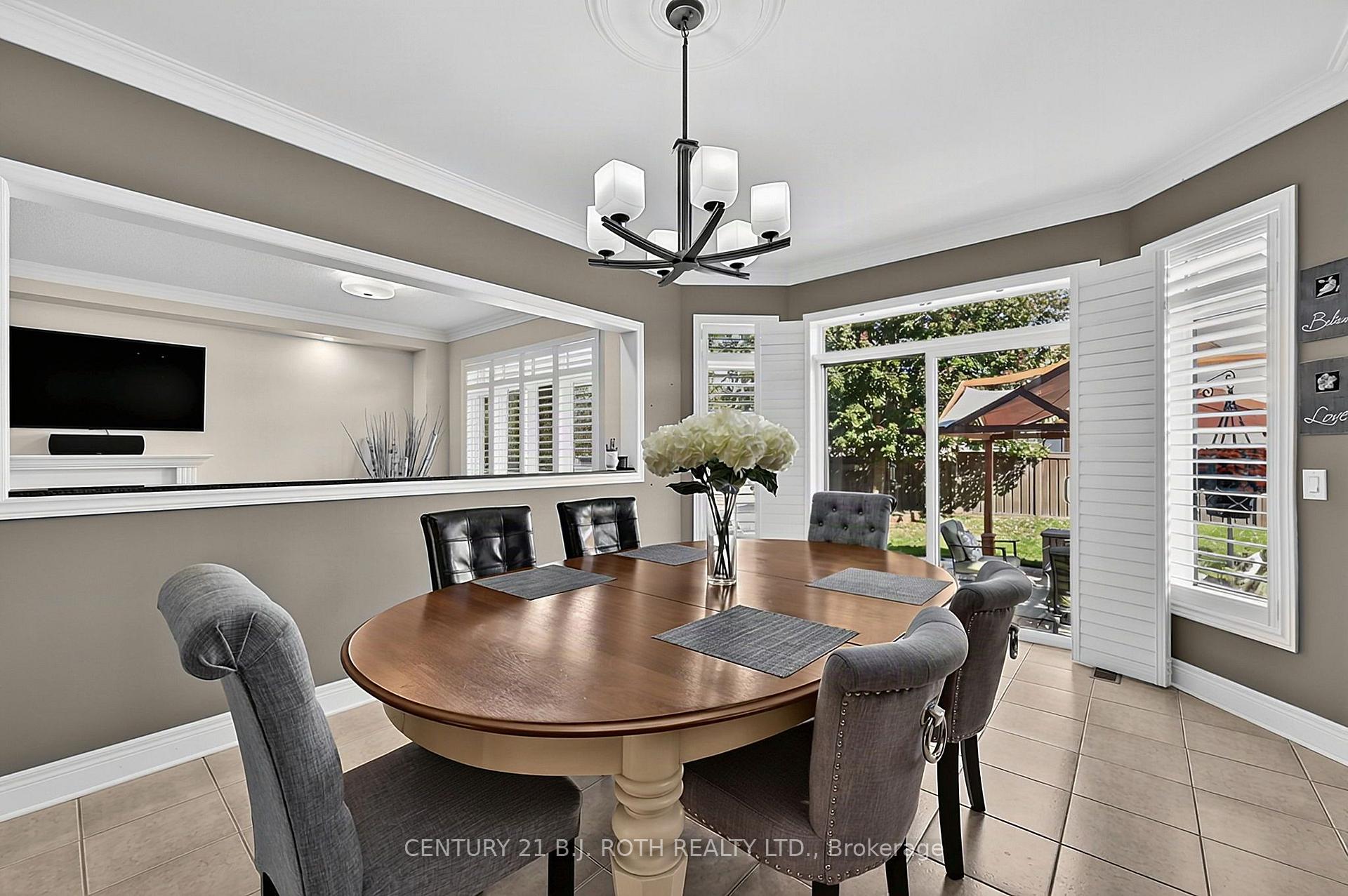 Photo 14 of 81 Royal Park Boulevard, Barrie, Bayshore — HOMEH