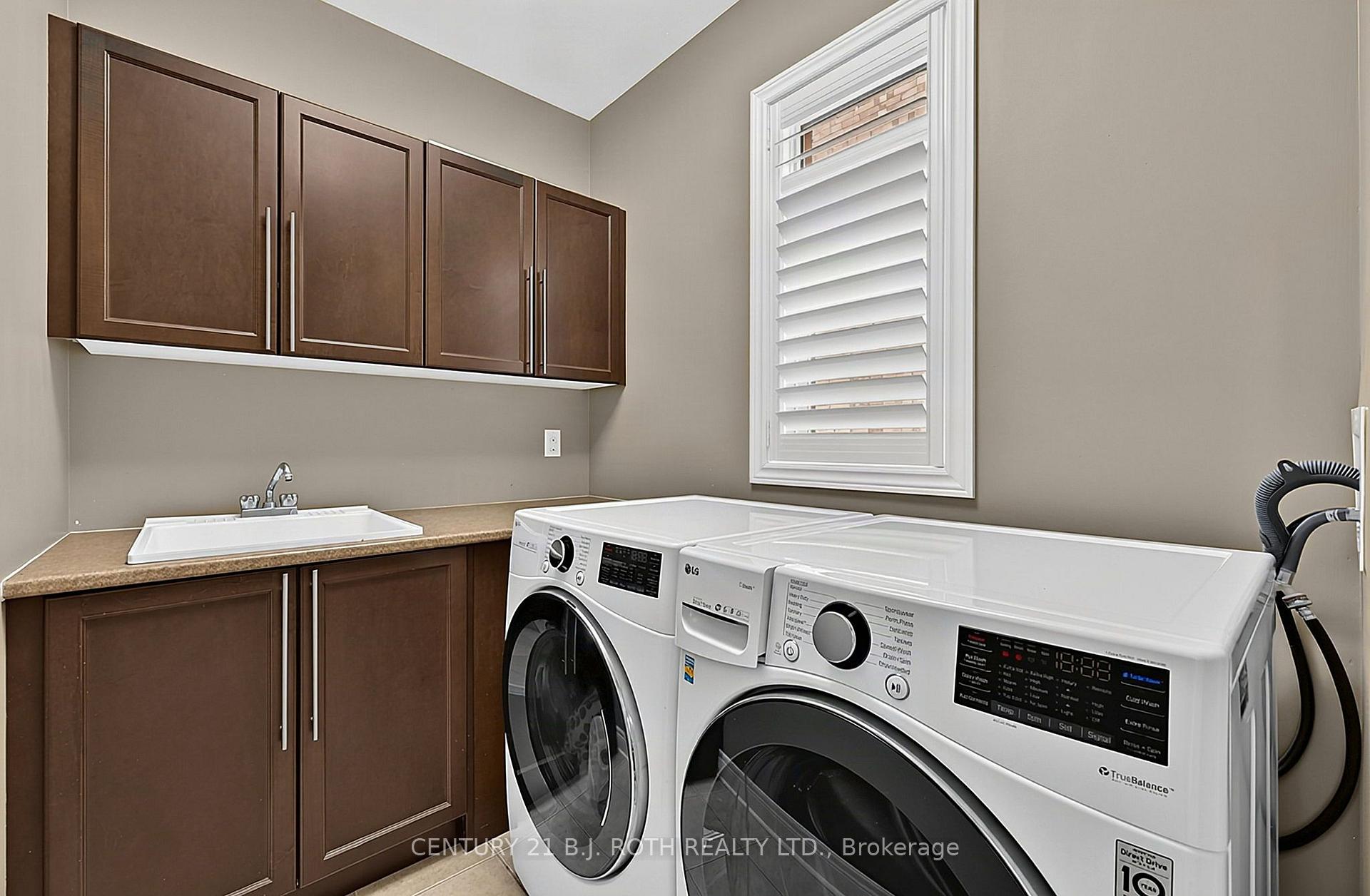 Photo 19 of 81 Royal Park Boulevard, Barrie, Bayshore — HOMEH