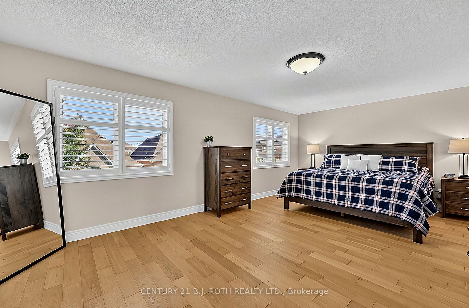 Photo 22 of 81 Royal Park Boulevard, Barrie, Bayshore — HOMEH