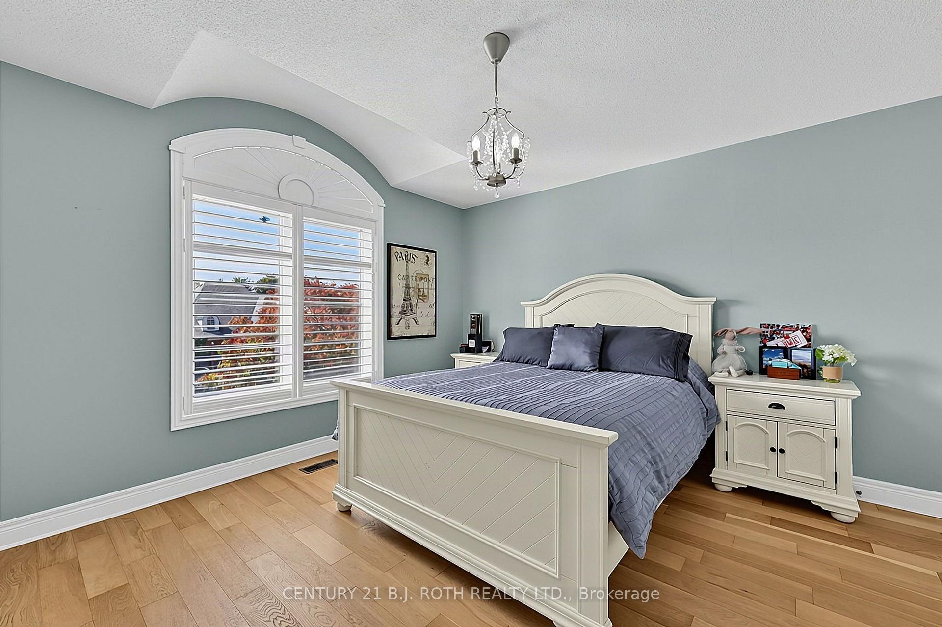 Photo 26 of 81 Royal Park Boulevard, Barrie, Bayshore — HOMEH