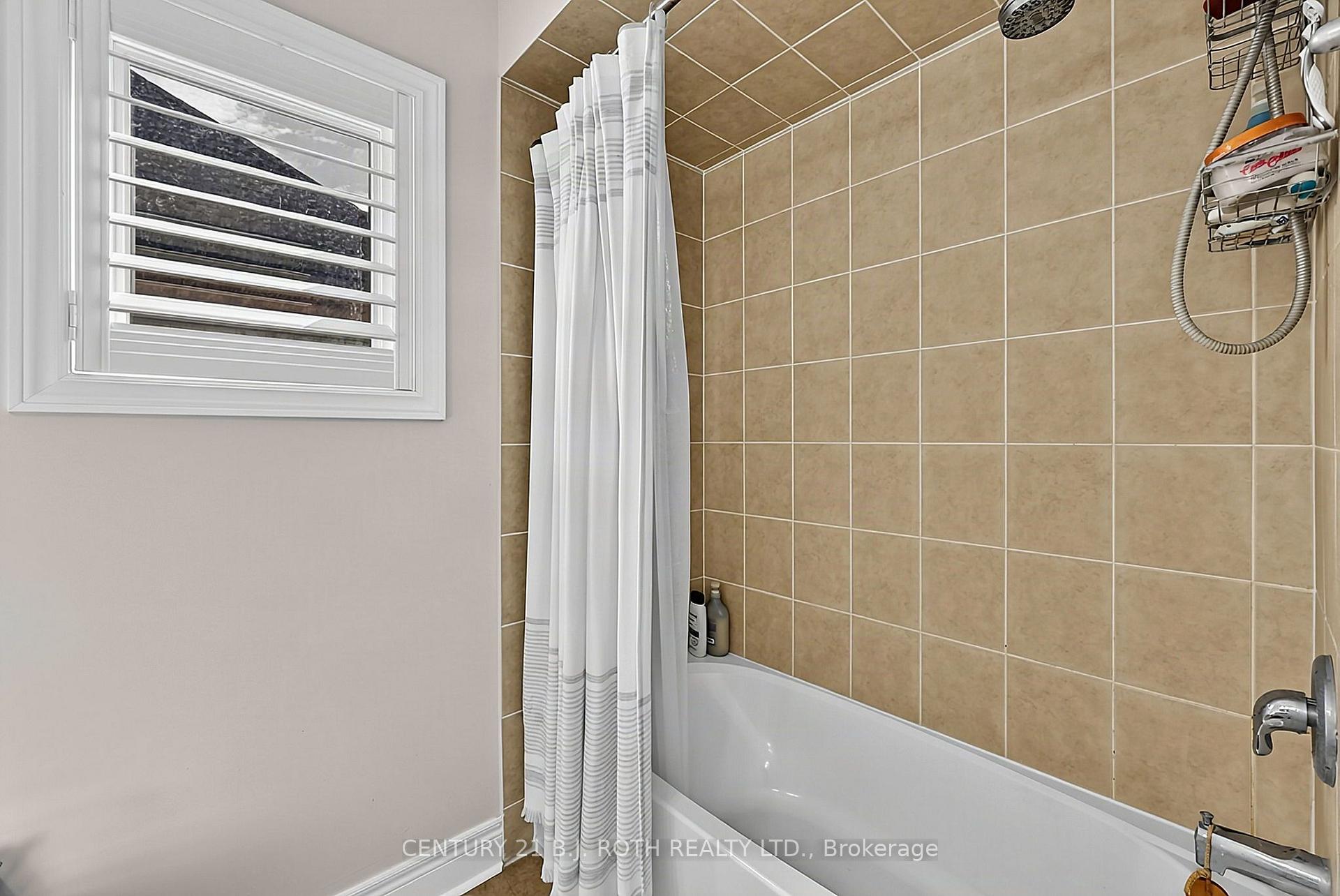 Photo 29 of 81 Royal Park Boulevard, Barrie, Bayshore — HOMEH