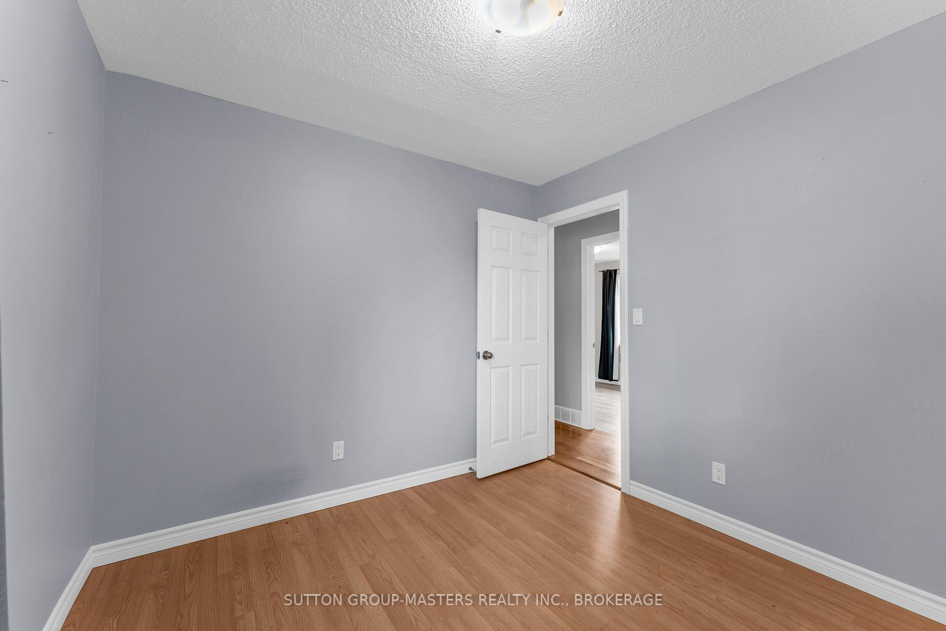 Photo 26 of 863 Pembridge Crescent, Kingston, South of Taylor-Kidd Blvd — HOMEH