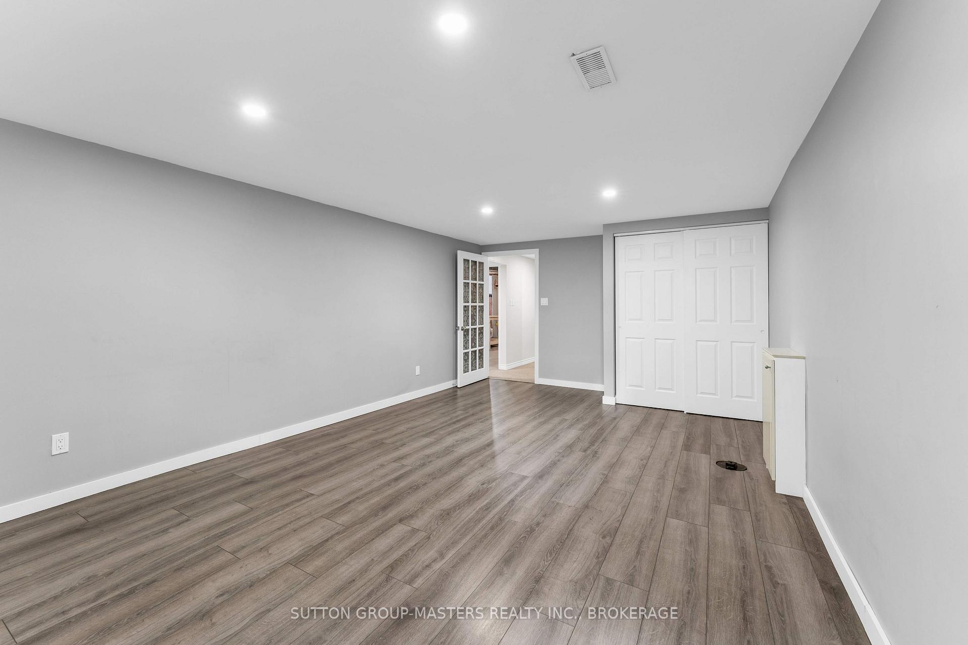 Photo 33 of 863 Pembridge Crescent, Kingston, South of Taylor-Kidd Blvd — HOMEH