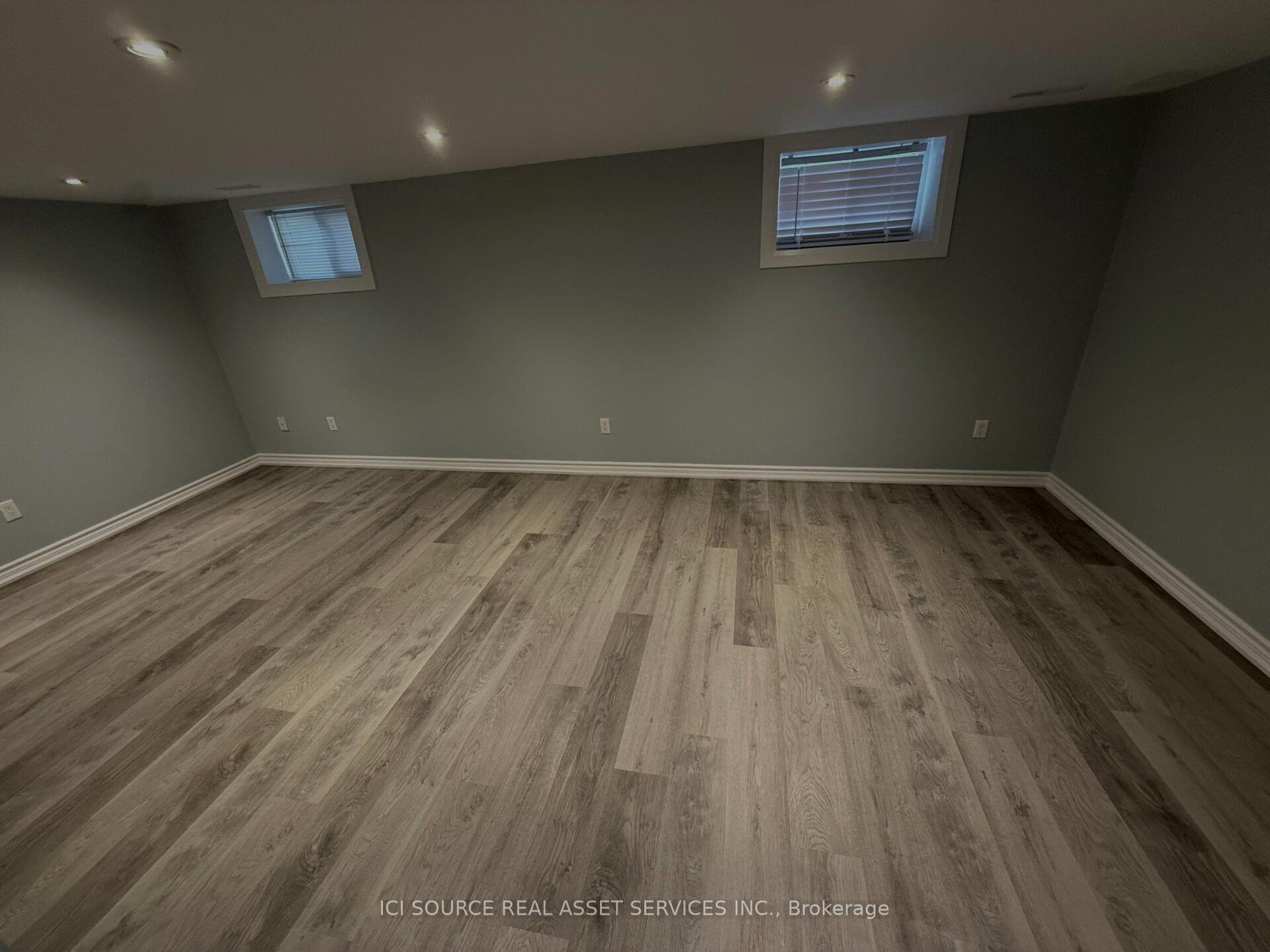 Photo 4 of Unit Lower Level, 17 Hubert Avenue, Scarborough, Clairlea-Birchmount — HOMEH