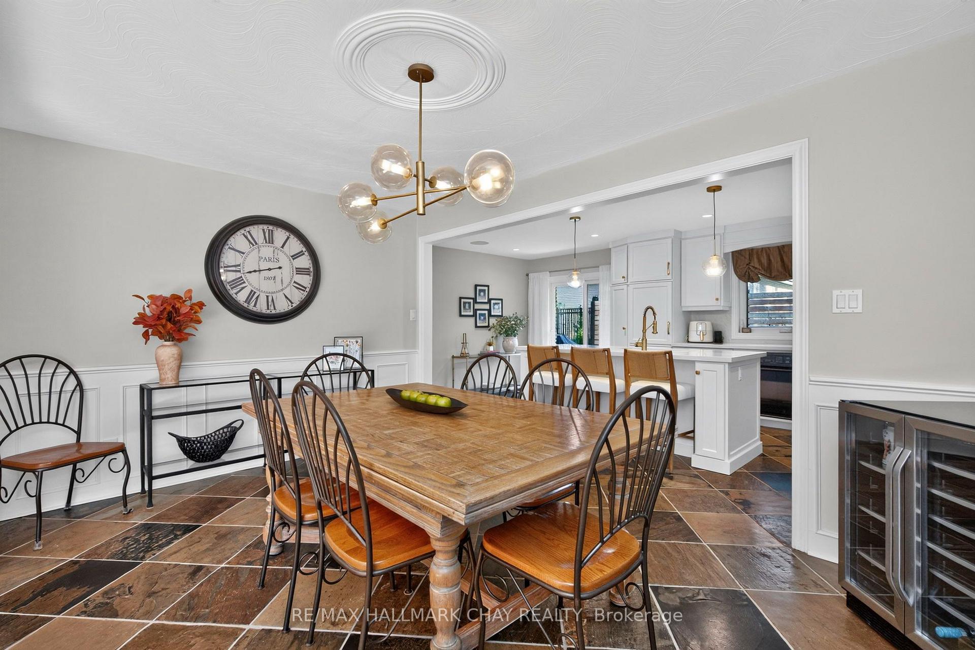 Photo 4 of 98 Idlewood Drive, Springwater, Midhurst — HOMEH