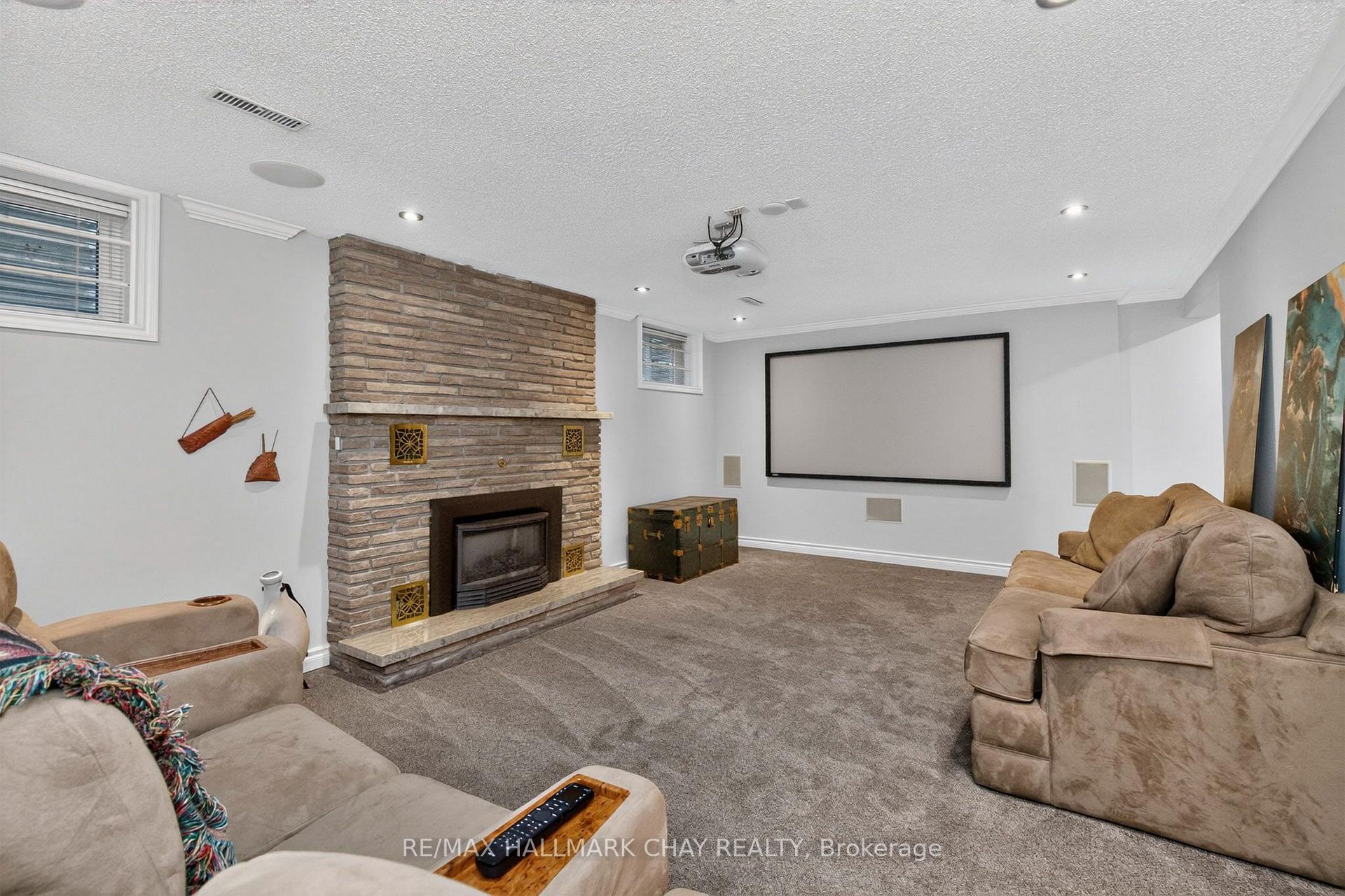 Photo 13 of 98 Idlewood Drive, Springwater, Midhurst — HOMEH