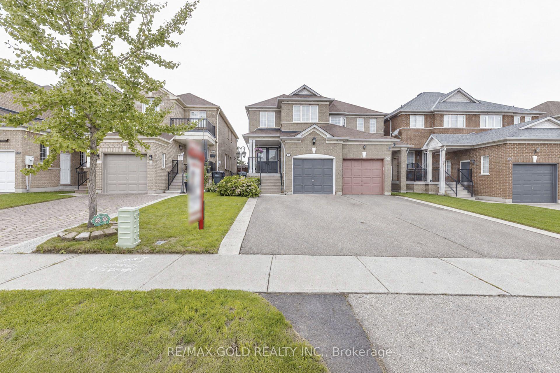 Photo 2 of 36 Summerdale Crescent, Brampton, Fletcher's Meadow — HOMEH