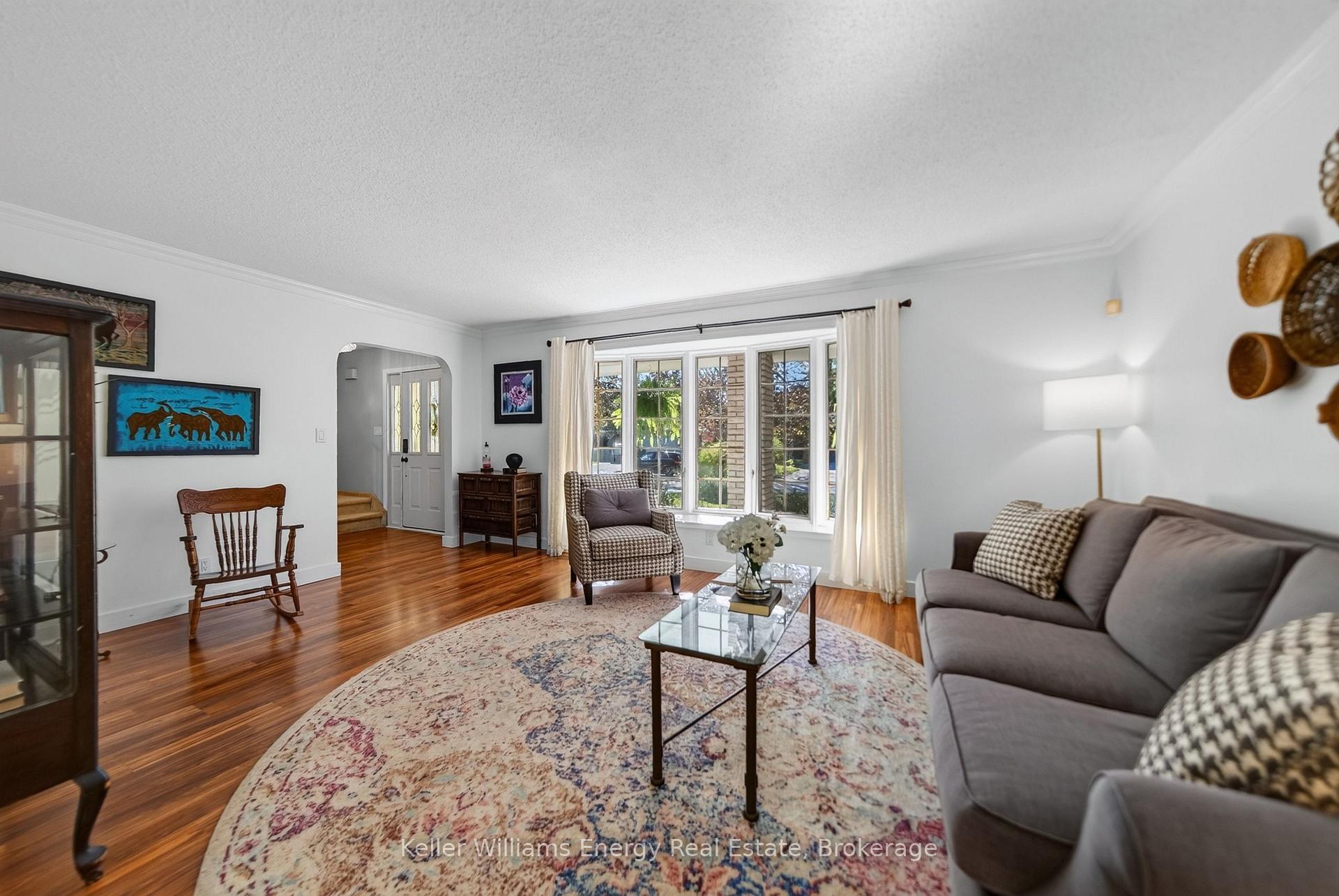 Photo 11 of 28 Briarwood Crescent, Belleville, Belleville Ward — HOMEH