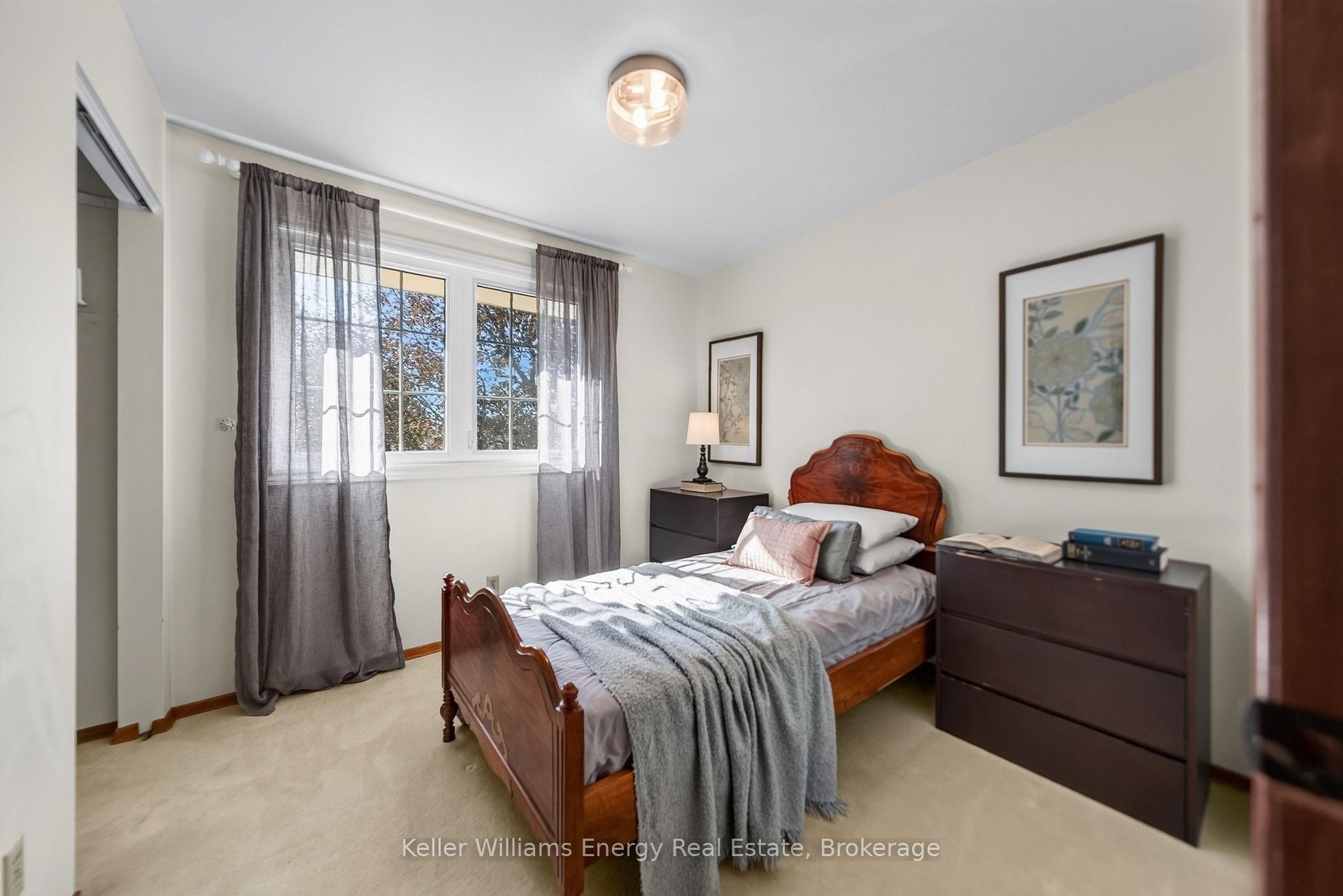 Photo 31 of 28 Briarwood Crescent, Belleville, Belleville Ward — HOMEH