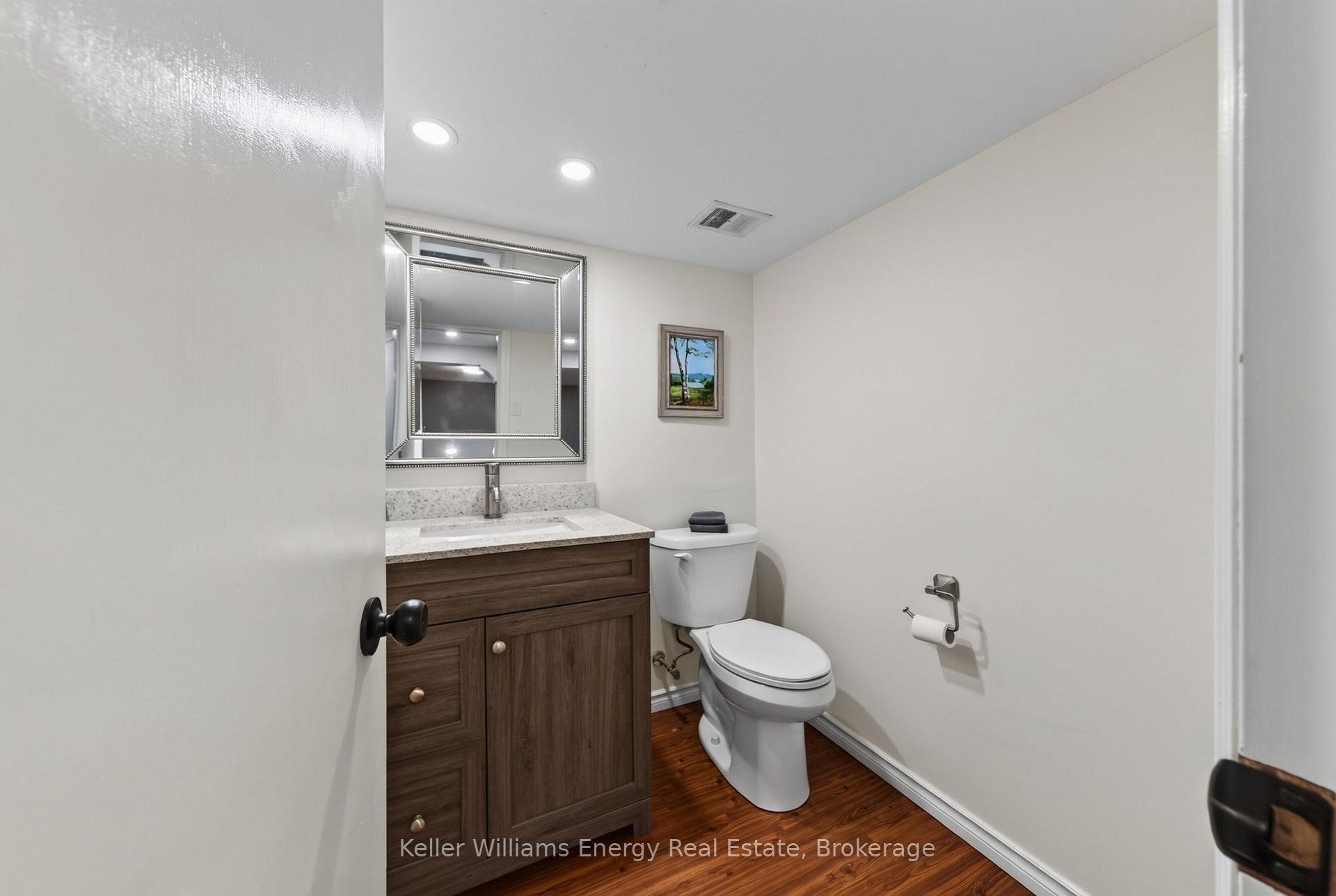 Photo 41 of 28 Briarwood Crescent, Belleville, Belleville Ward — HOMEH
