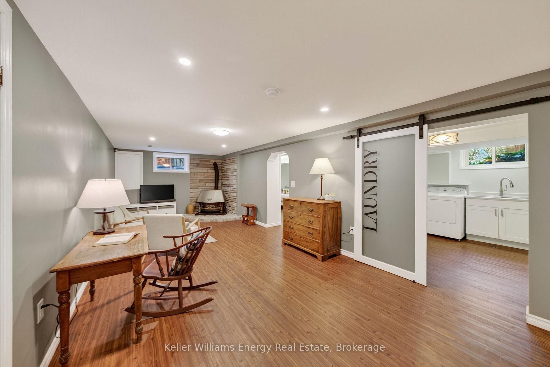 Photo 42 of 28 Briarwood Crescent, Belleville, Belleville Ward — HOMEH