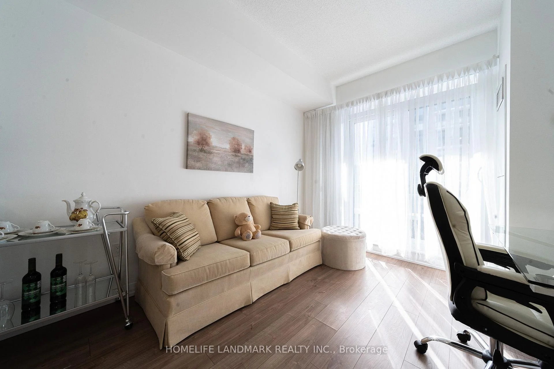 Photo 7 of Unit 1807, 50 Ann O'Reilly Road, North York, Henry Farm — HOMEH