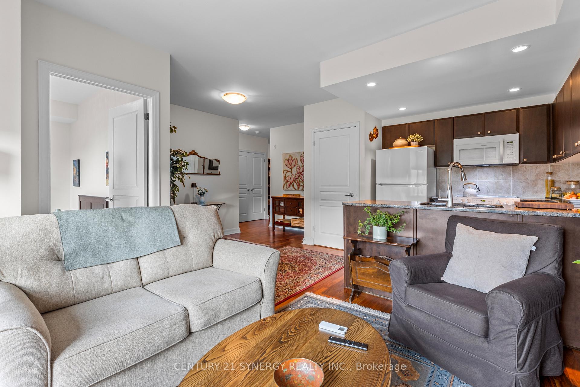 Photo 7 of Unit 501, 200 Besserer Street, Ottawa, Sandy Hill — HOMEH