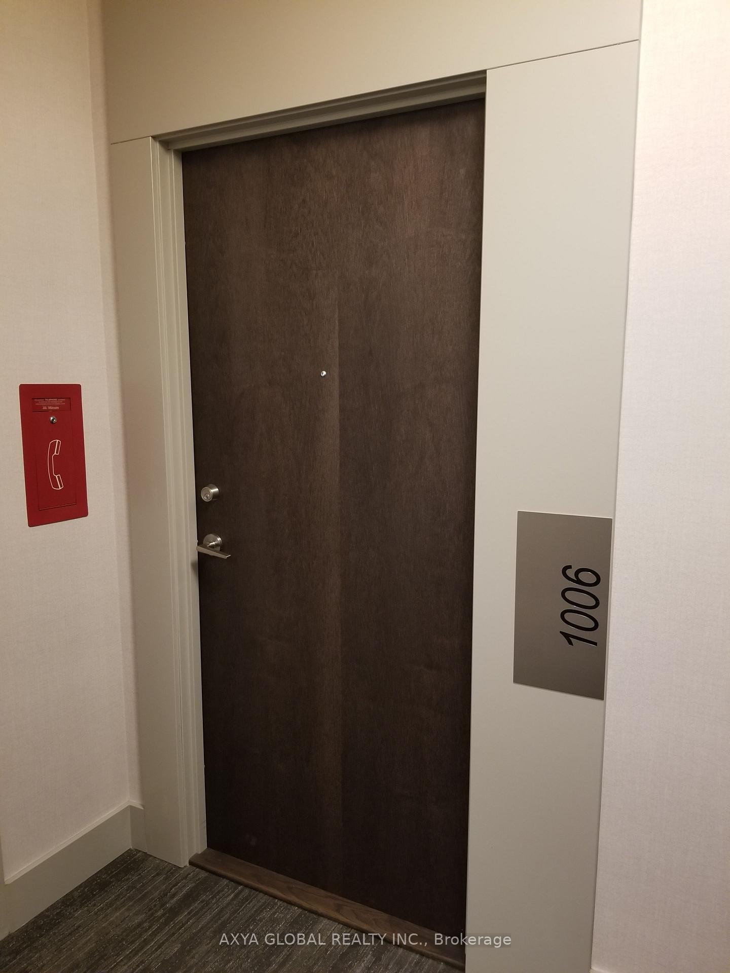 Photo 4 of Unit 1006, 10 Park Lawn Road, Etobicoke, Mimico — HOMEH