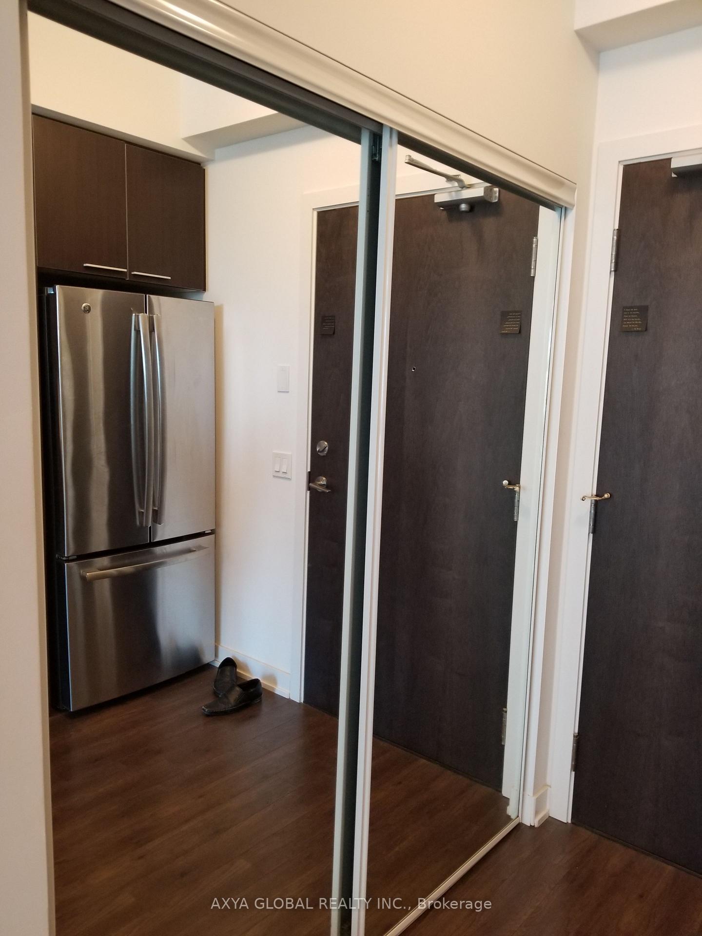 Photo 7 of Unit 1006, 10 Park Lawn Road, Etobicoke, Mimico — HOMEH