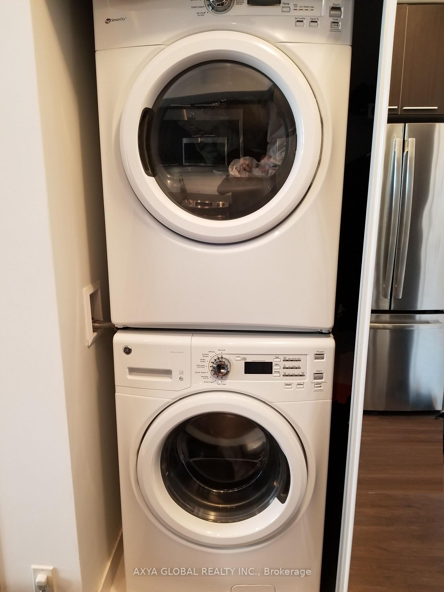 Photo 13 of Unit 1006, 10 Park Lawn Road, Etobicoke, Mimico — HOMEH