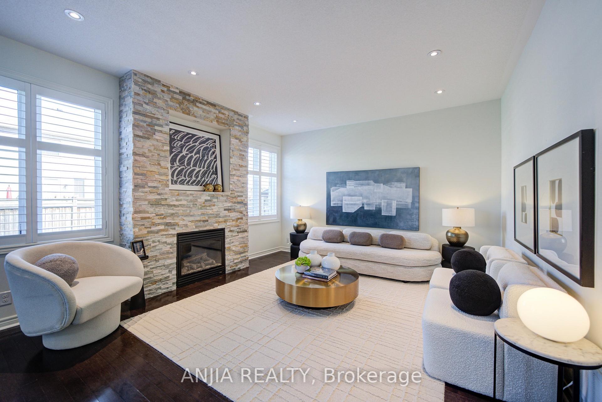 Photo 25 of 68 Old Field Crescent, East Gwillimbury, Rural East Gwillimbury — HOMEH