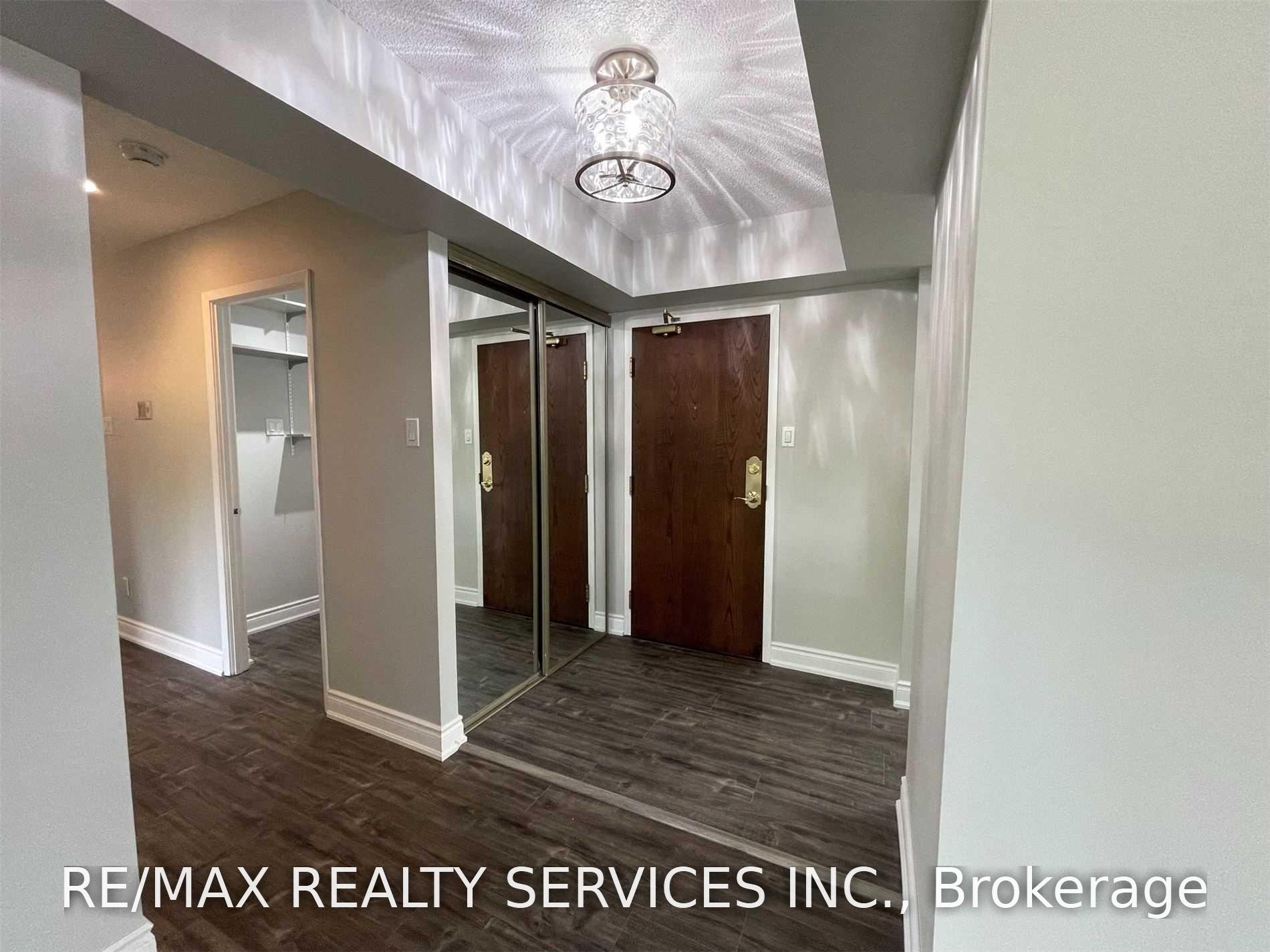 Photo 7 of Unit 104, 320 Mill Street S, Brampton, Brampton South — HOMEH