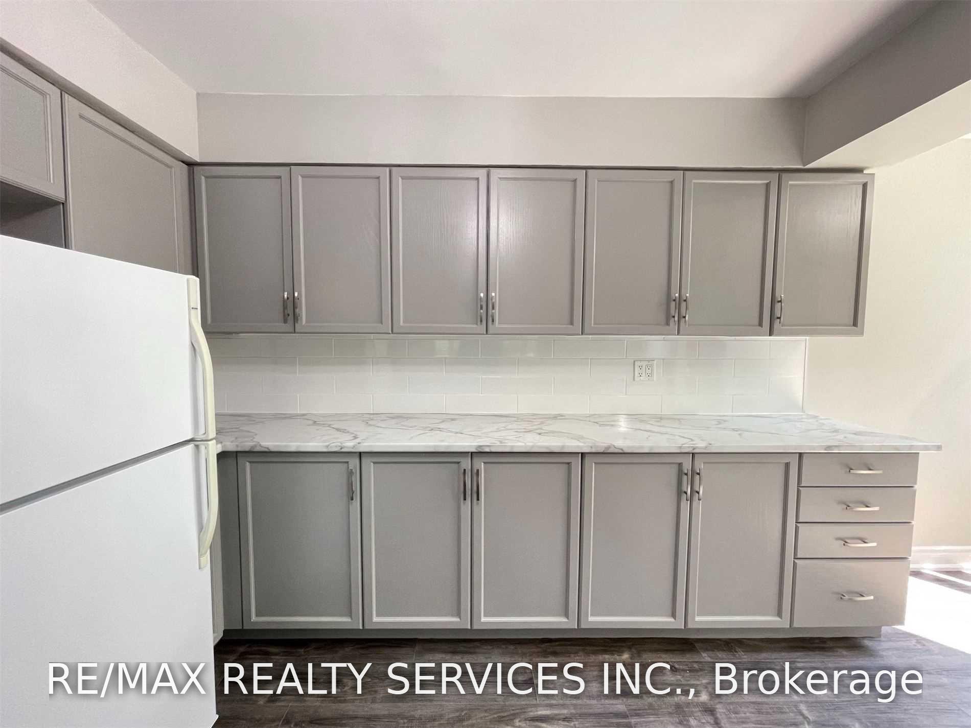 Photo 12 of Unit 104, 320 Mill Street S, Brampton, Brampton South — HOMEH