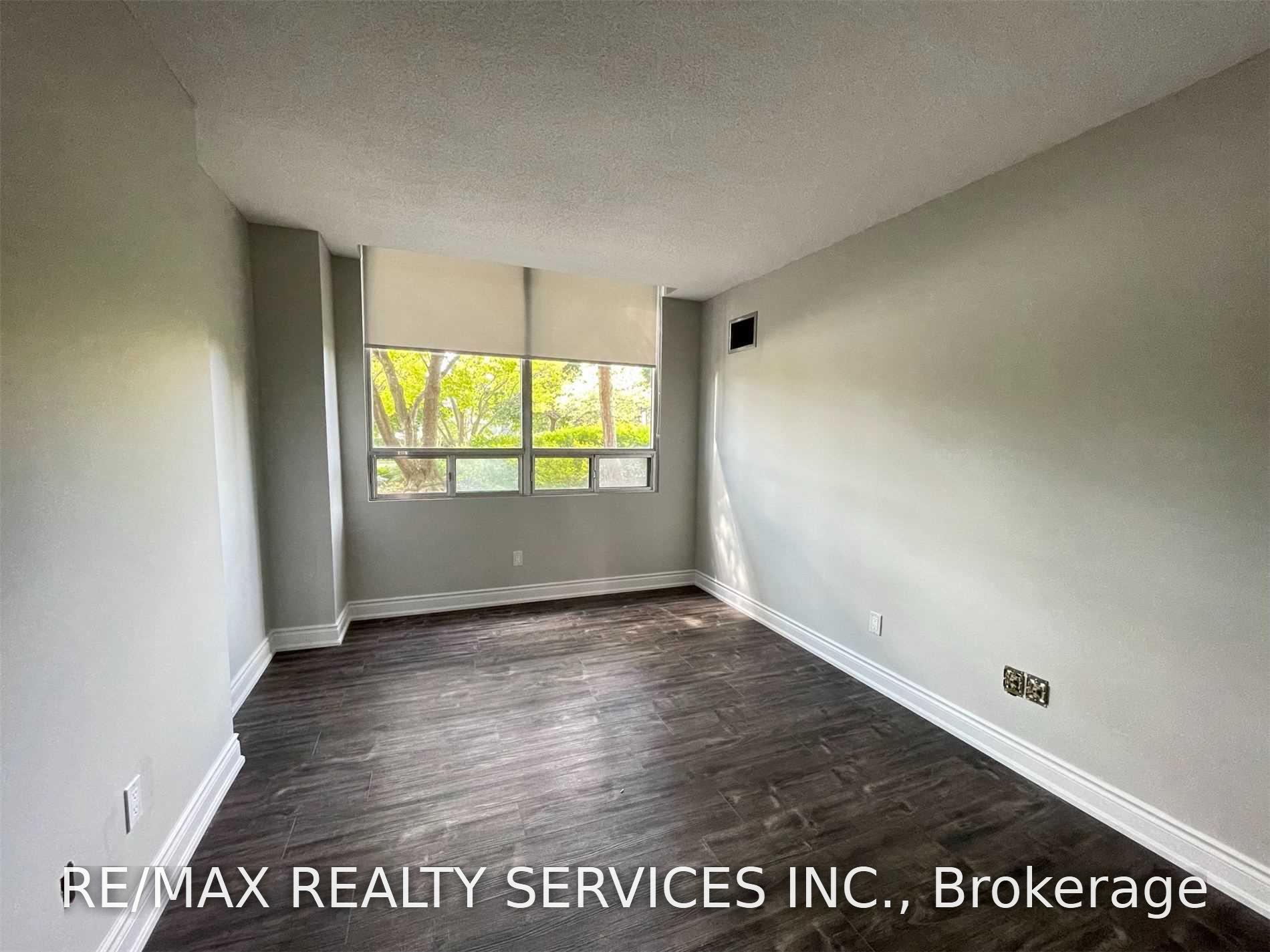 Photo 14 of Unit 104, 320 Mill Street S, Brampton, Brampton South — HOMEH