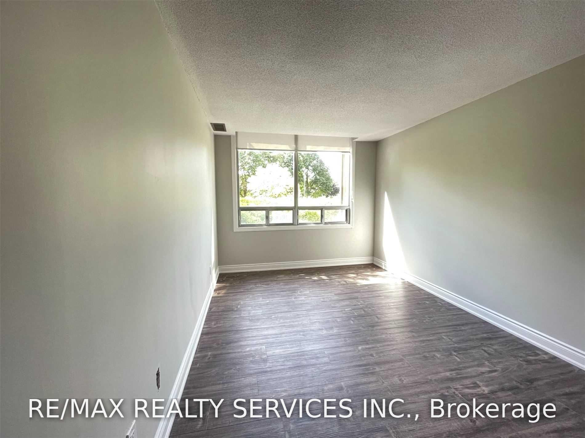 Photo 19 of Unit 104, 320 Mill Street S, Brampton, Brampton South — HOMEH