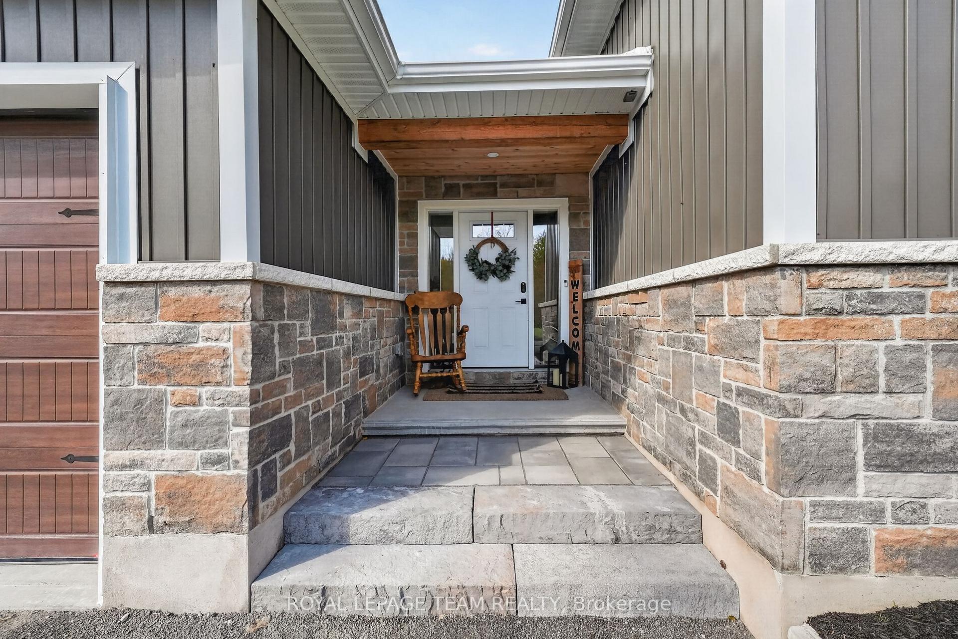 Photo 4 of 1302 Crowder Road, Edwardsburgh/Cardinal, Edwardsburgh/Cardinal Twp — HOMEH