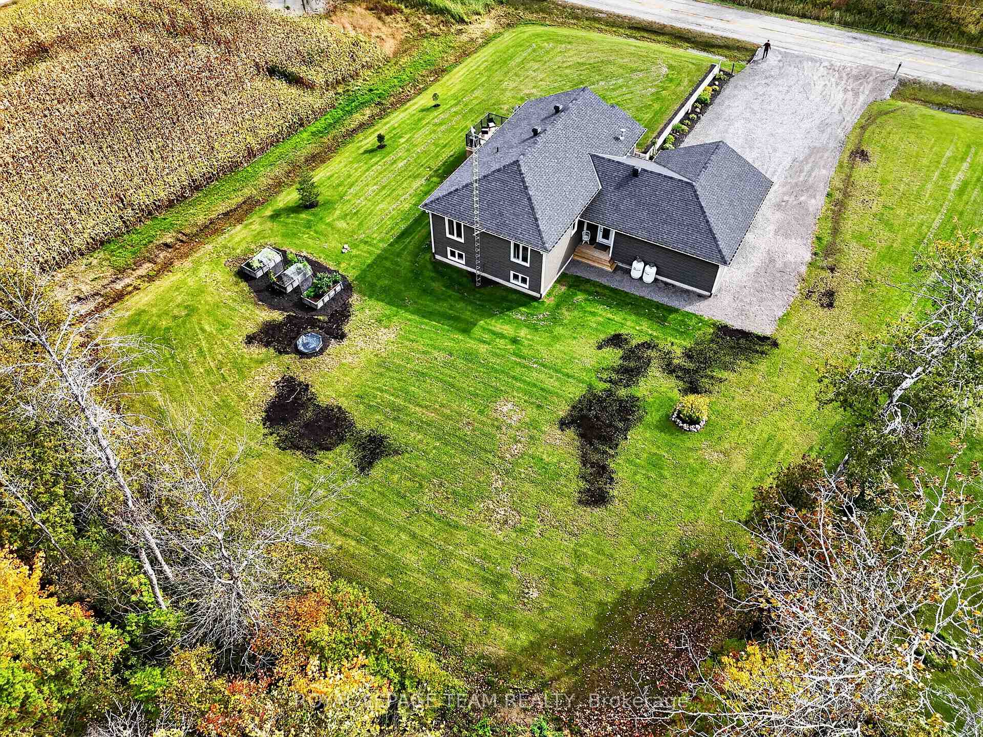 Photo 43 of 1302 Crowder Road, Edwardsburgh/Cardinal, Edwardsburgh/Cardinal Twp — HOMEH