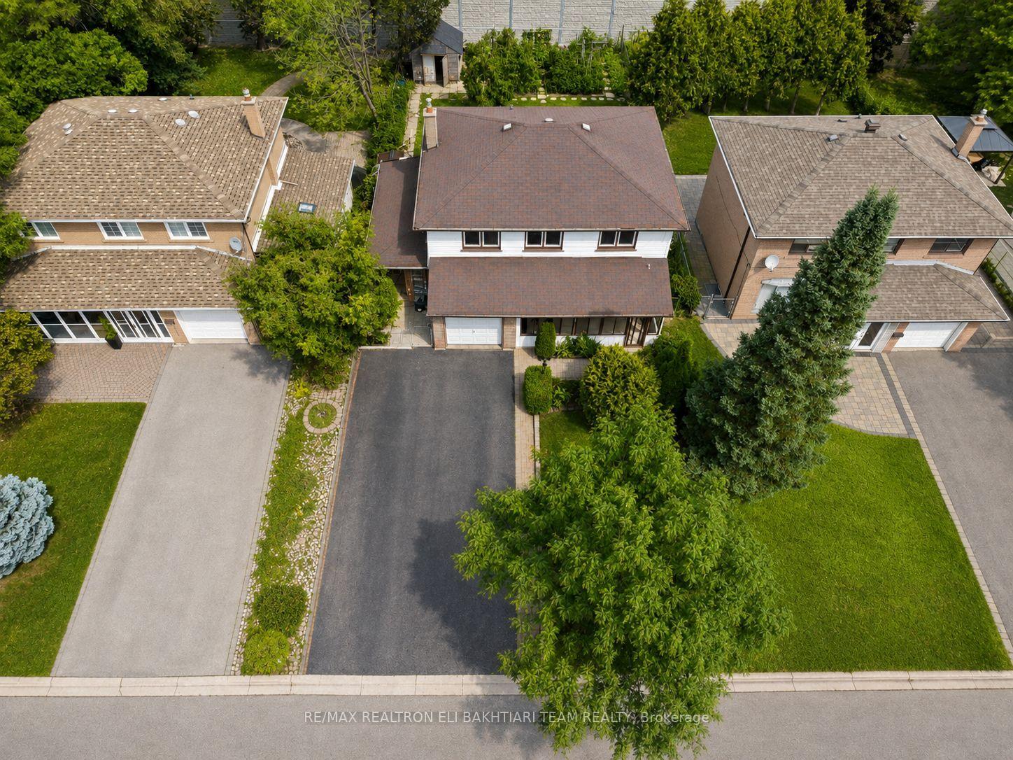Photo 1 of 180 Woodsworth Road, North York, St. Andrew-Windfields — HOMEH