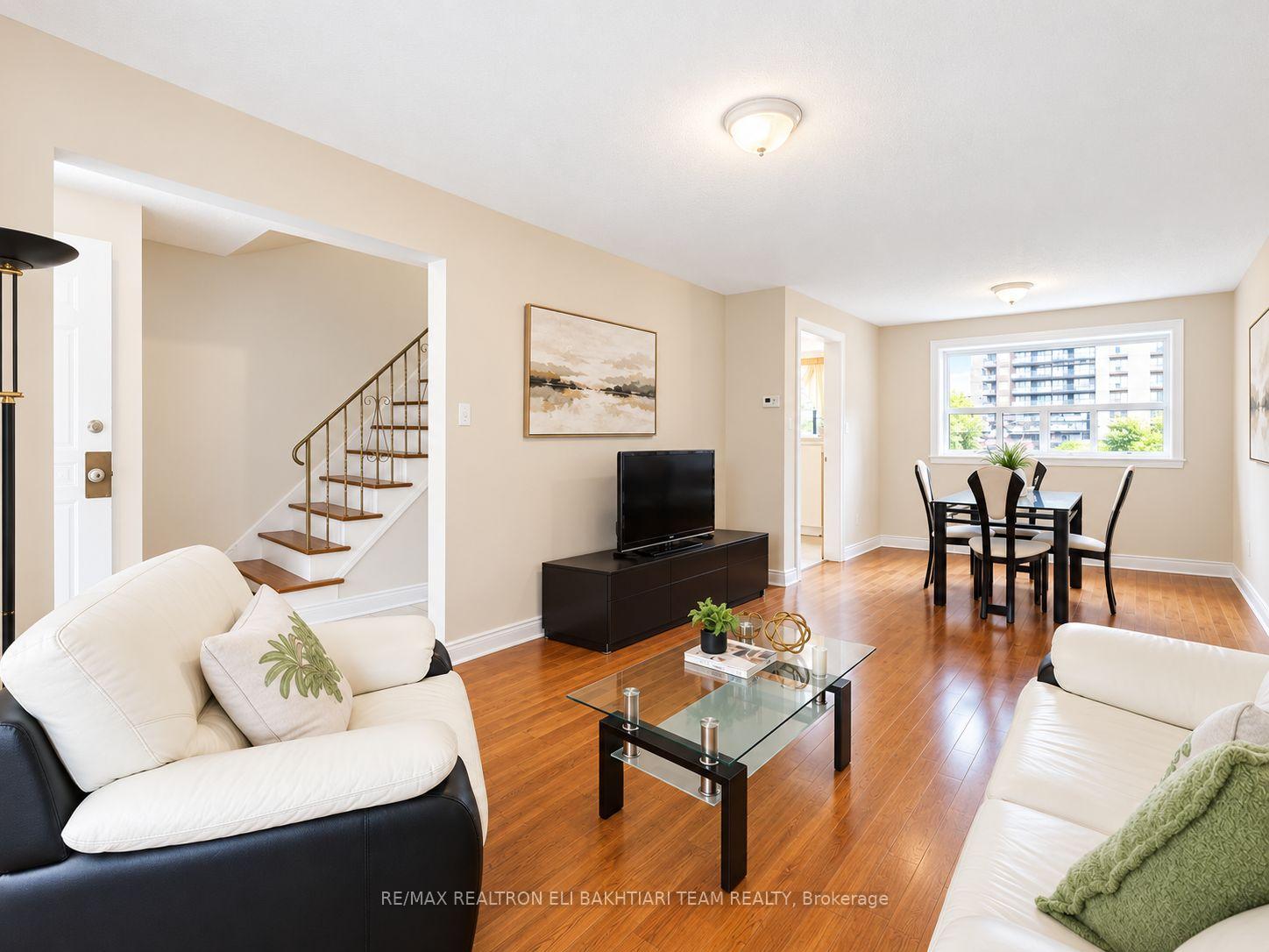 Photo 14 of 180 Woodsworth Road, North York, St. Andrew-Windfields — HOMEH