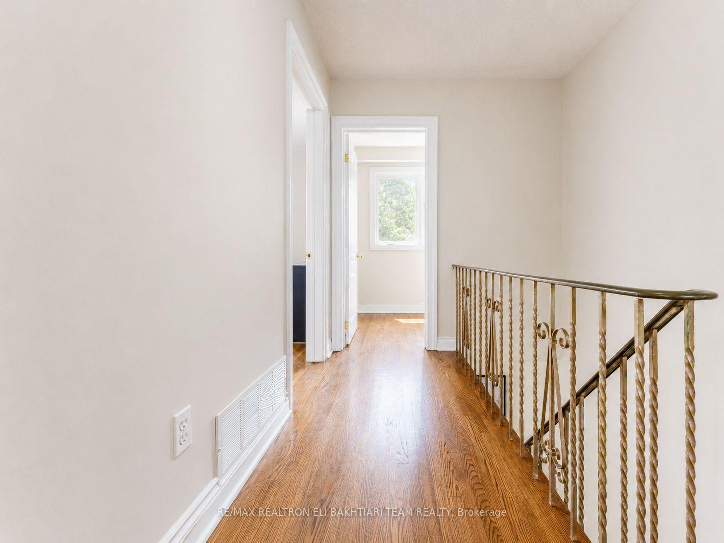Photo 22 of 180 Woodsworth Road, North York, St. Andrew-Windfields — HOMEH