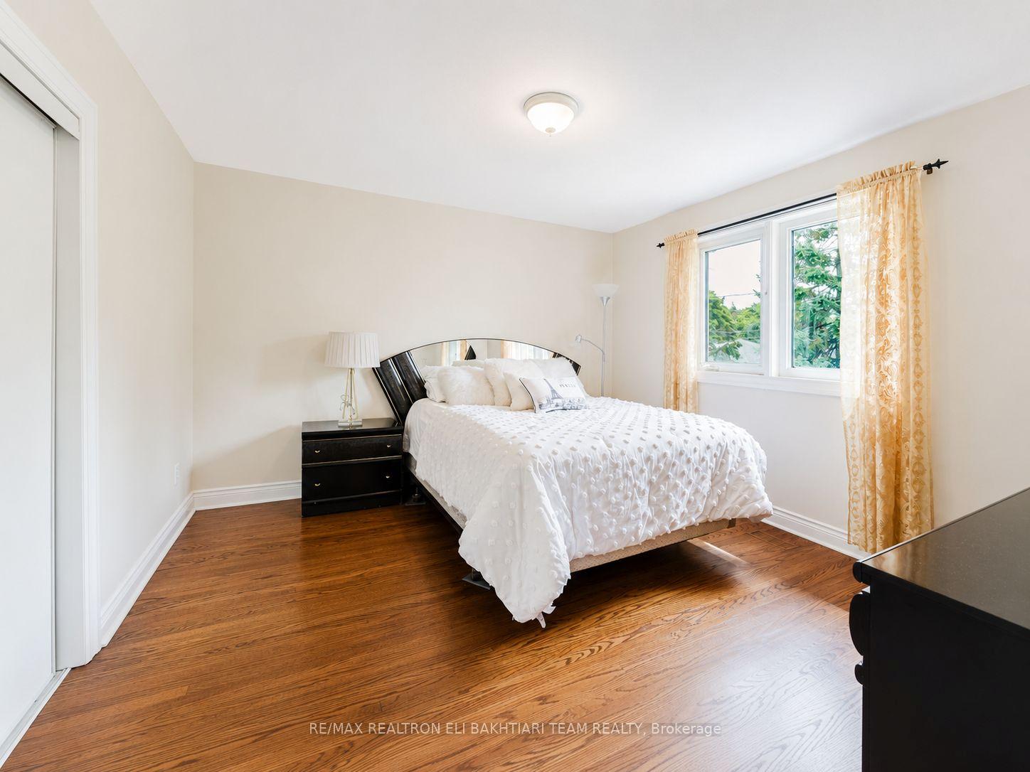 Photo 24 of 180 Woodsworth Road, North York, St. Andrew-Windfields — HOMEH