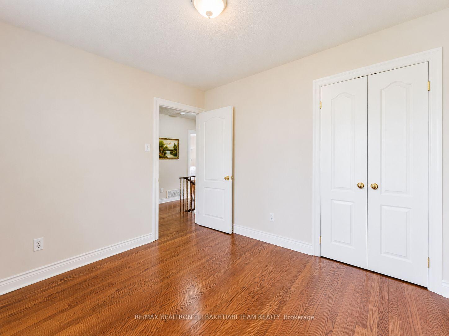 Photo 33 of 180 Woodsworth Road, North York, St. Andrew-Windfields — HOMEH