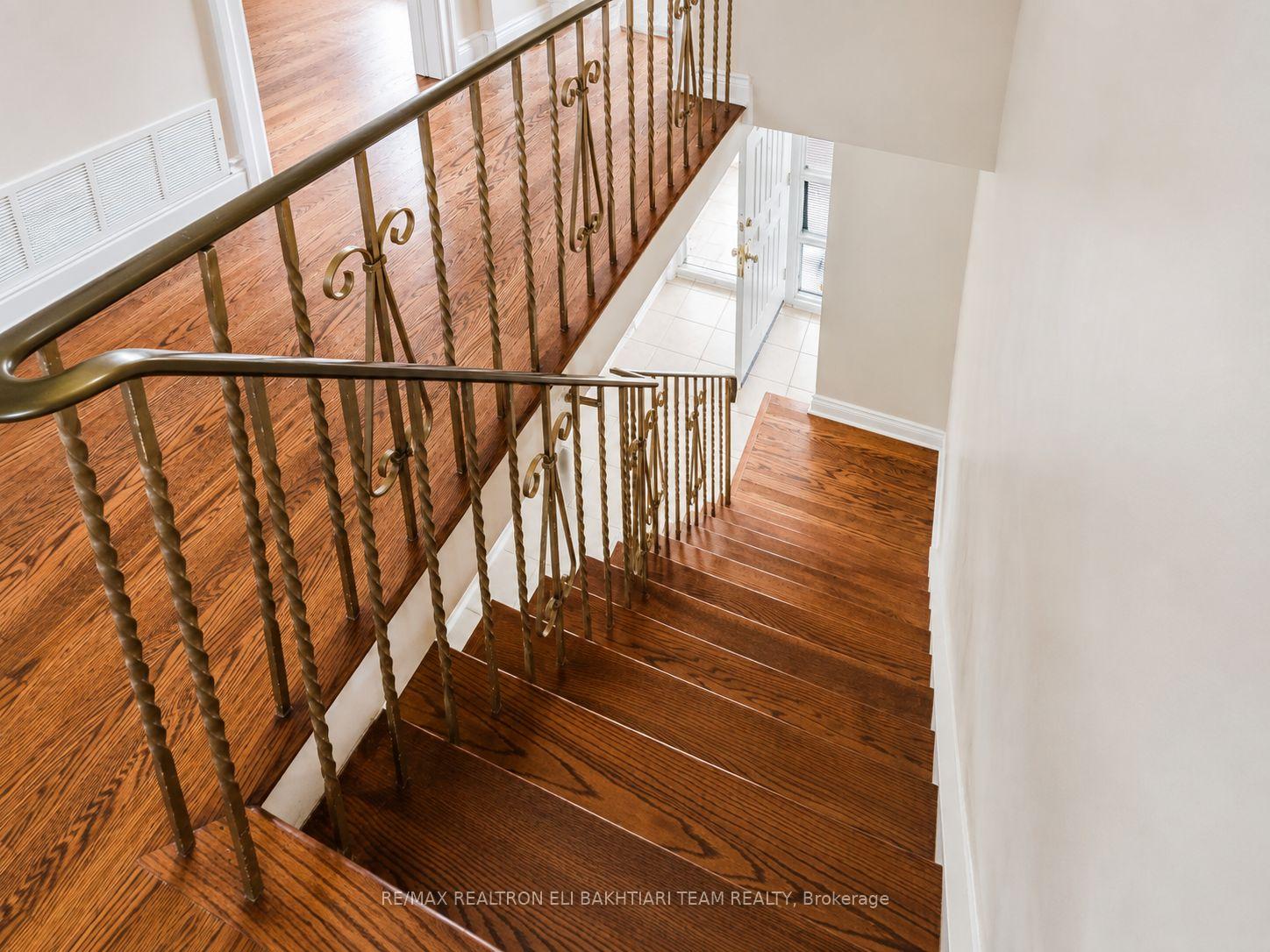 Photo 35 of 180 Woodsworth Road, North York, St. Andrew-Windfields — HOMEH