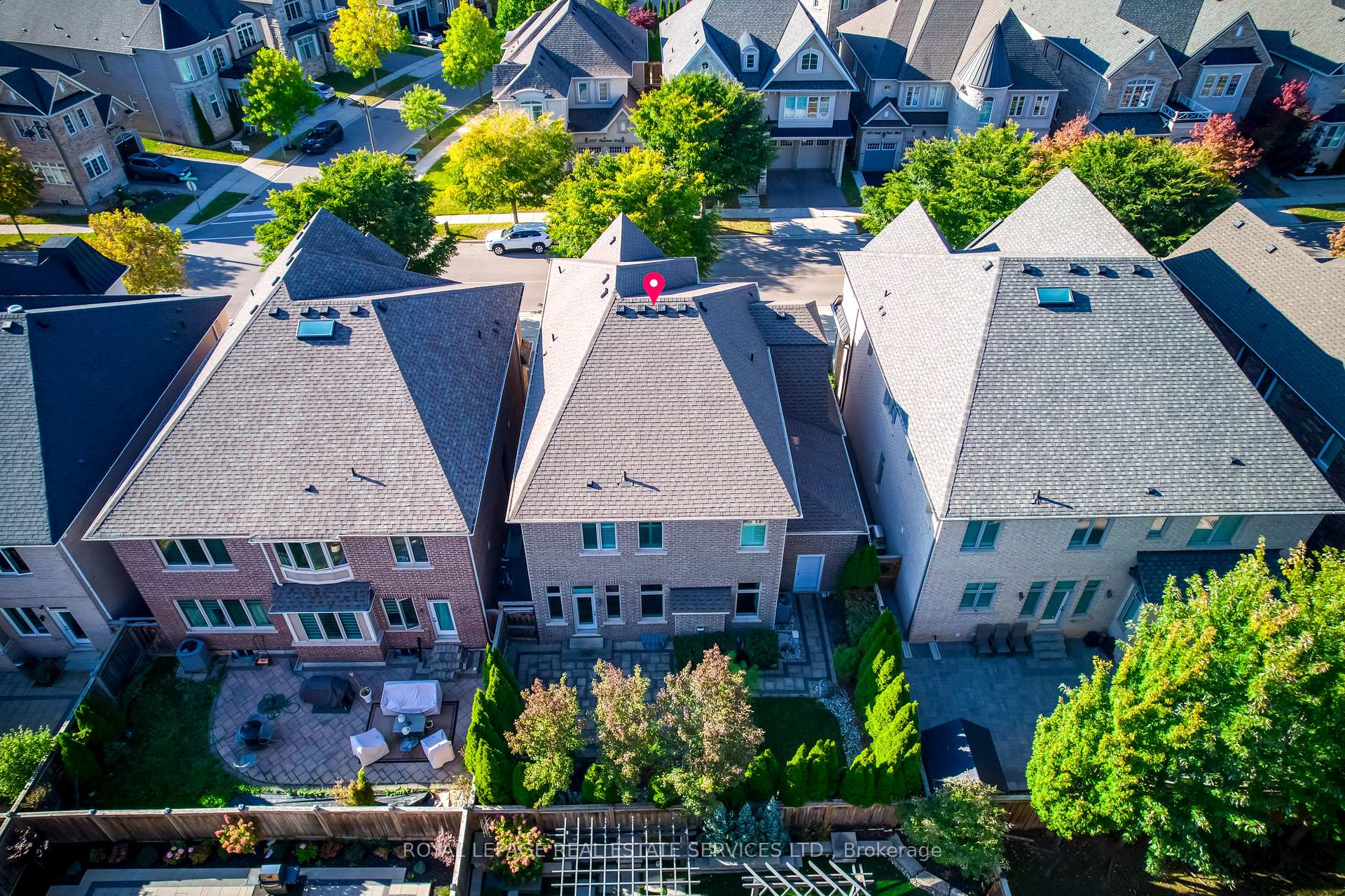 Photo 4 of 144 North Park Boulevard, Oakville, Glenorchy — HOMEH