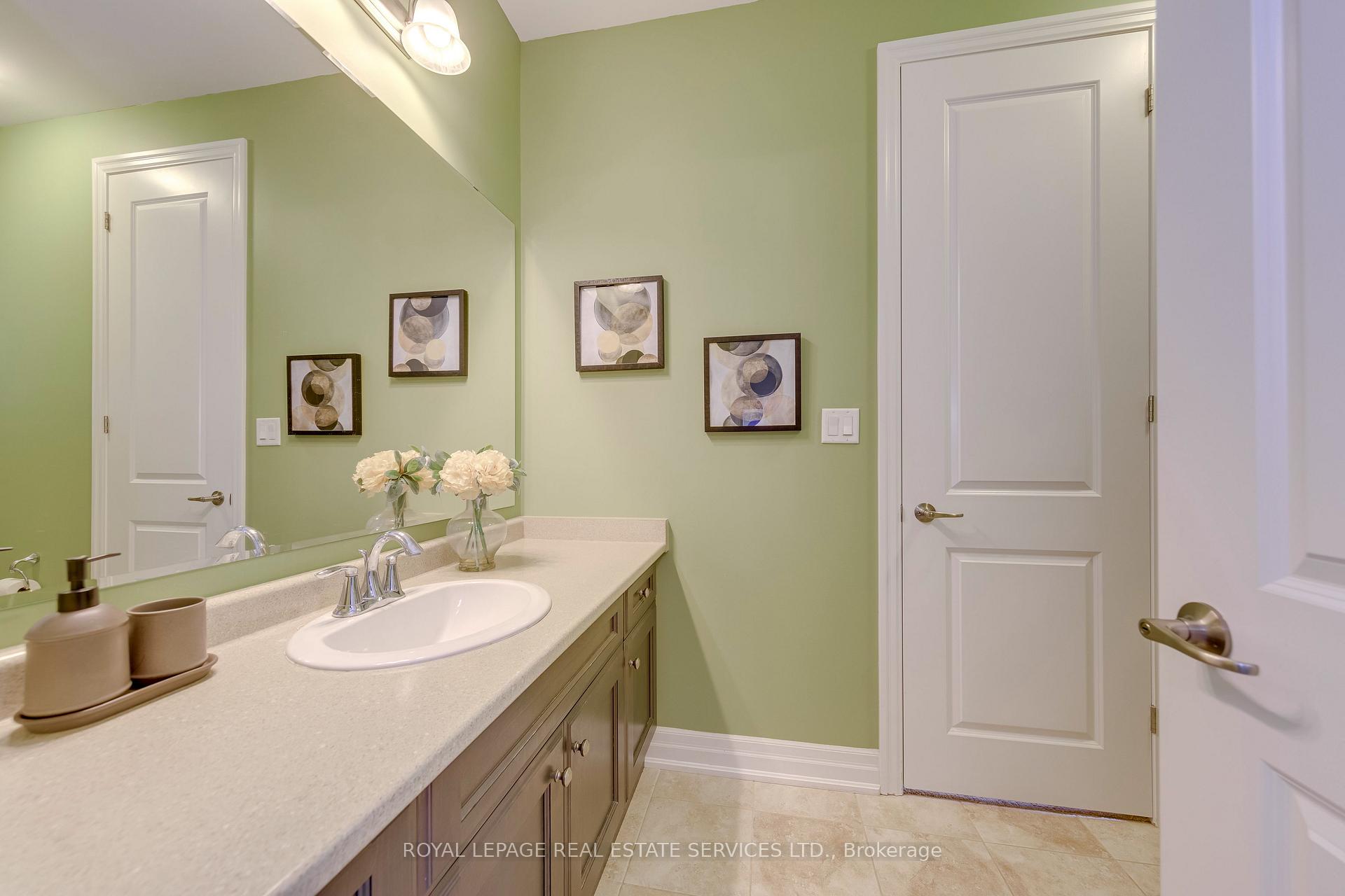 Photo 37 of 144 North Park Boulevard, Oakville, Glenorchy — HOMEH