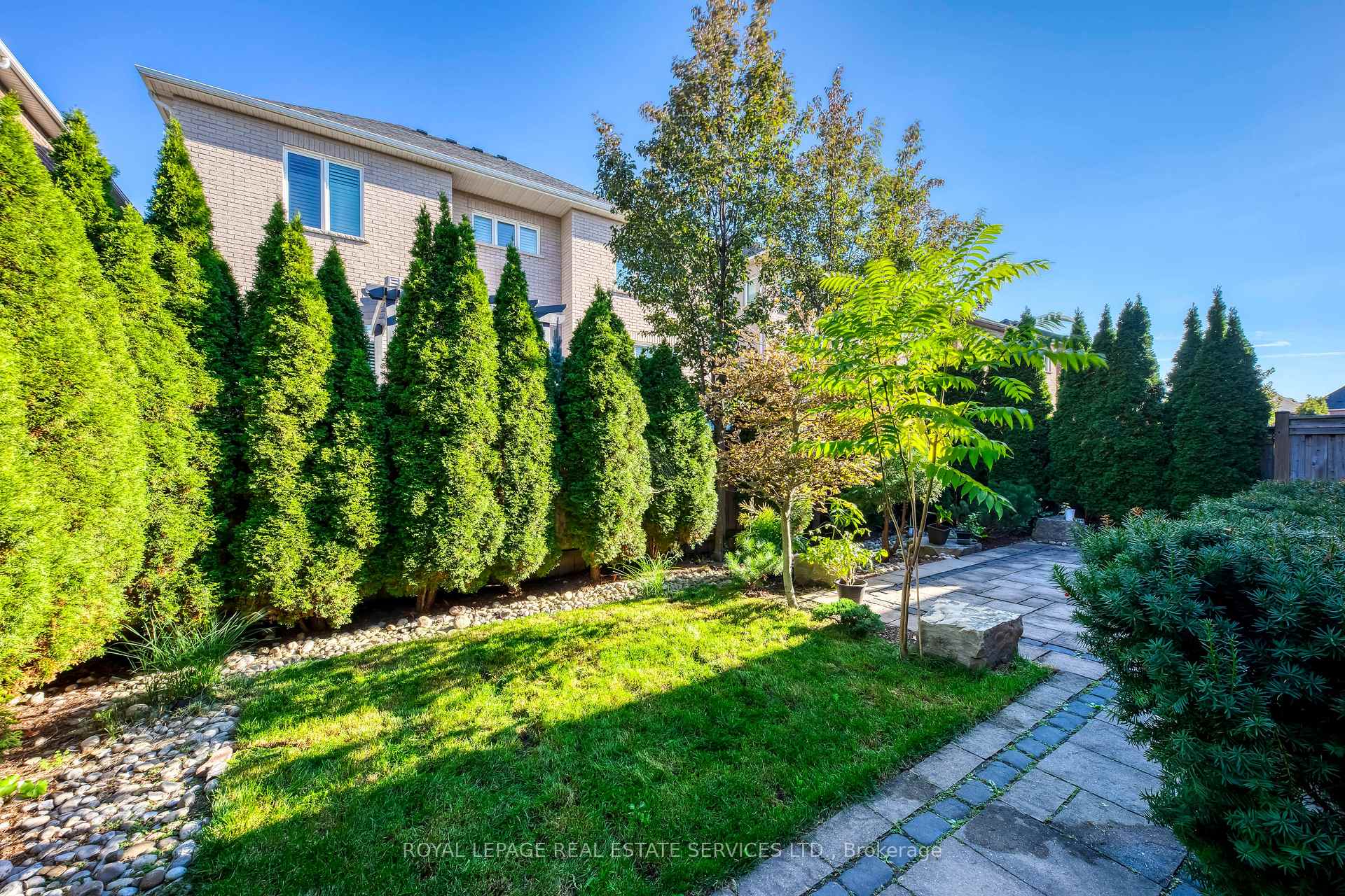 Photo 45 of 144 North Park Boulevard, Oakville, Glenorchy — HOMEH